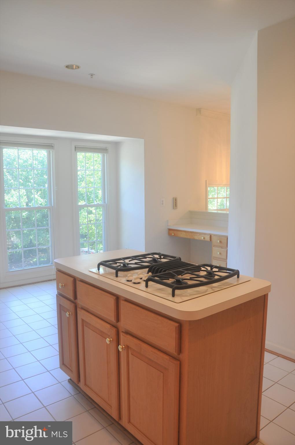 AMBERWOOD - Residential Lease