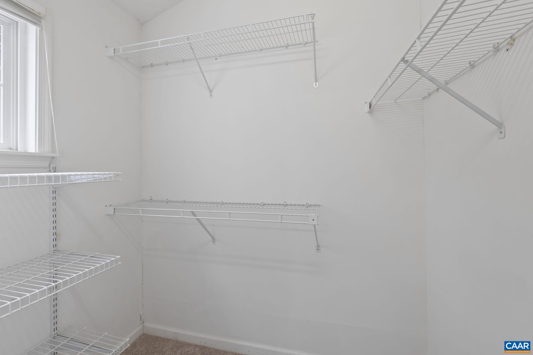 FOREST LAKES - Residential