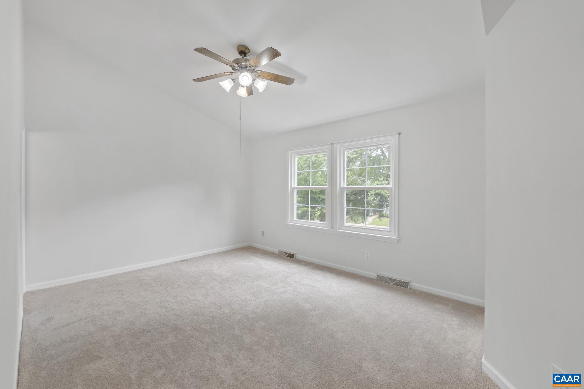 FOREST LAKES - Residential