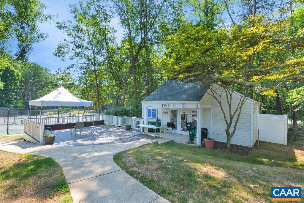 FOREST LAKES - Residential