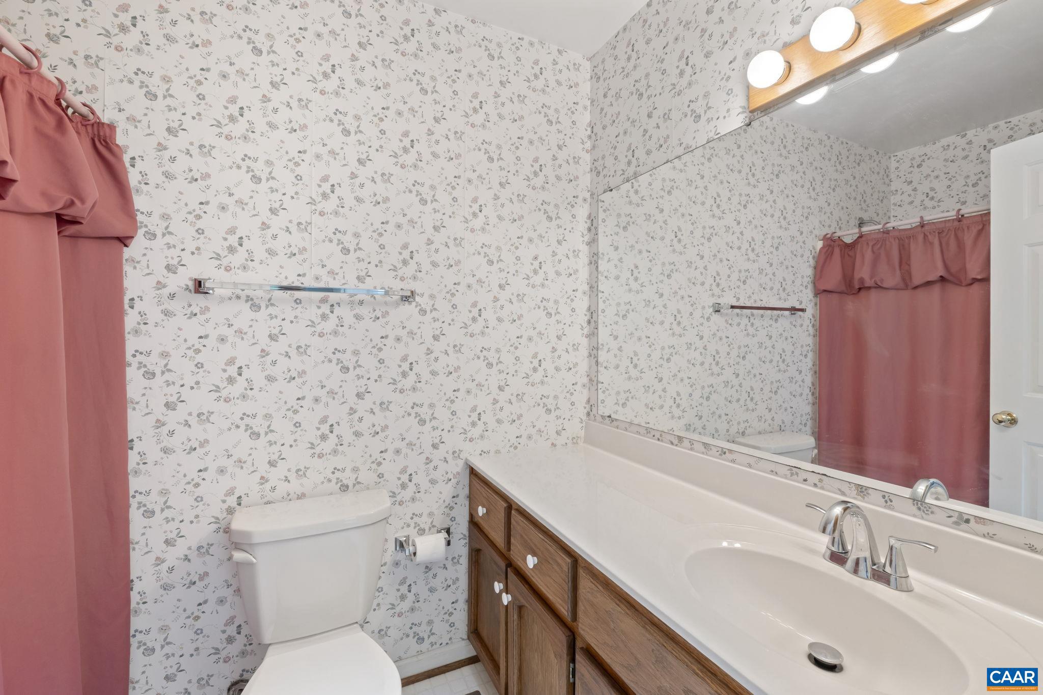 FOREST LAKES - Residential