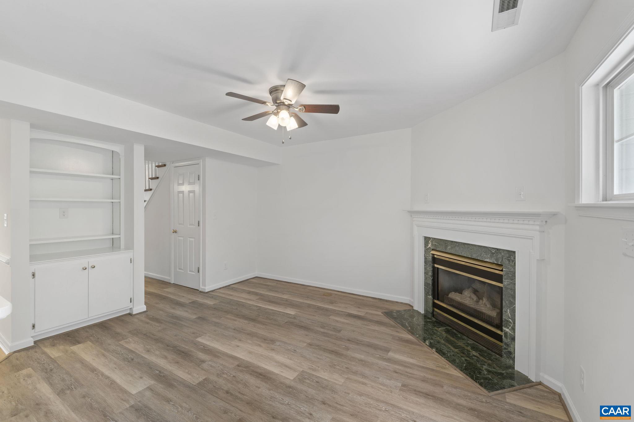 FOREST LAKES - Residential