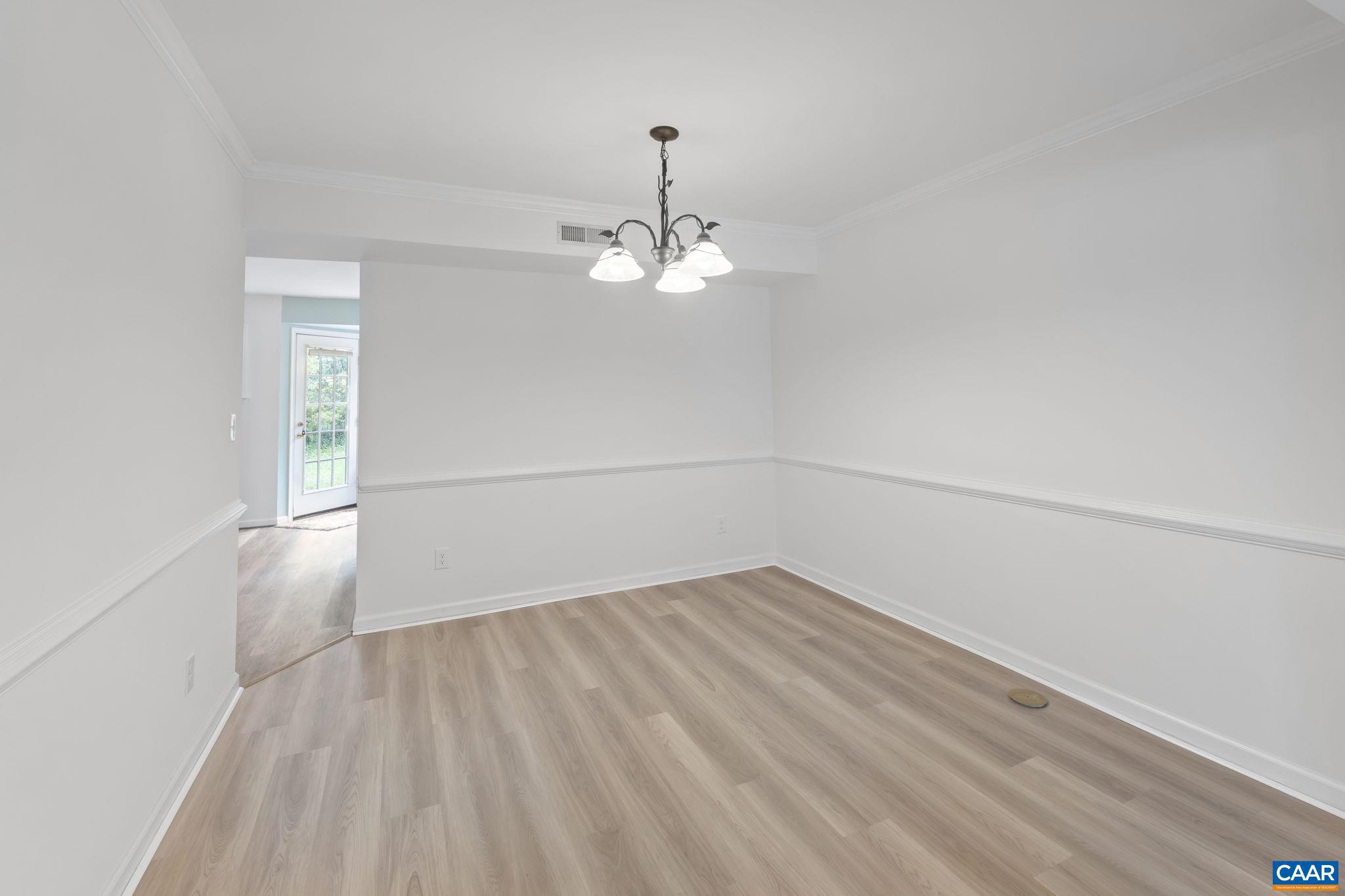 FOREST LAKES - Residential