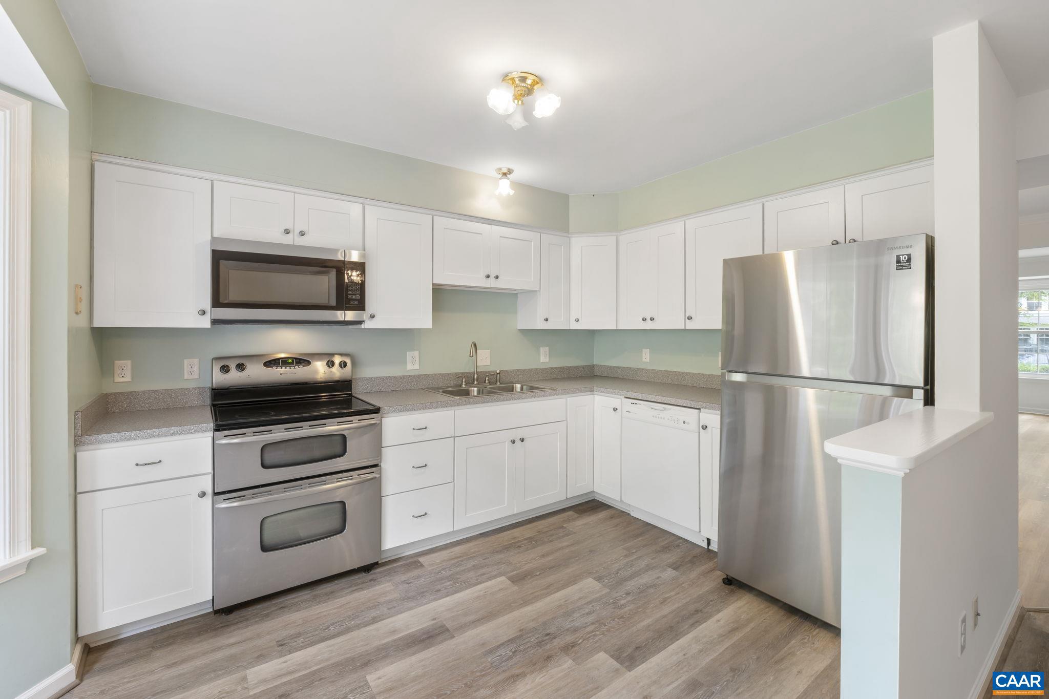 FOREST LAKES - Residential