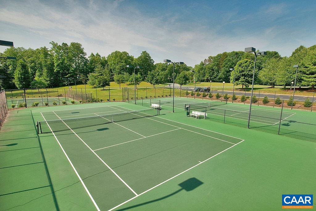 FOREST LAKES - Residential