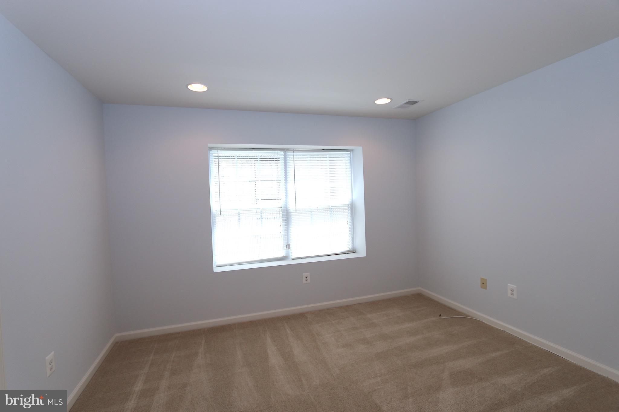 GERMANTOWN STATION - Residential Lease