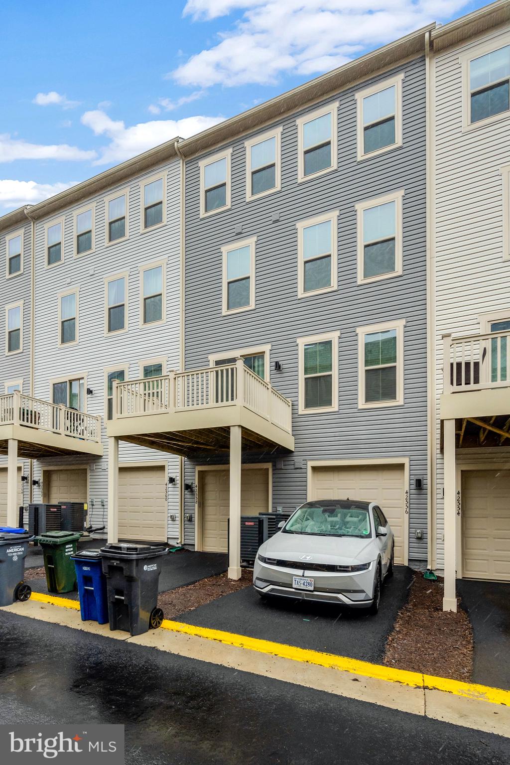 ARCOLA TOWN CENTER CONDO - Residential