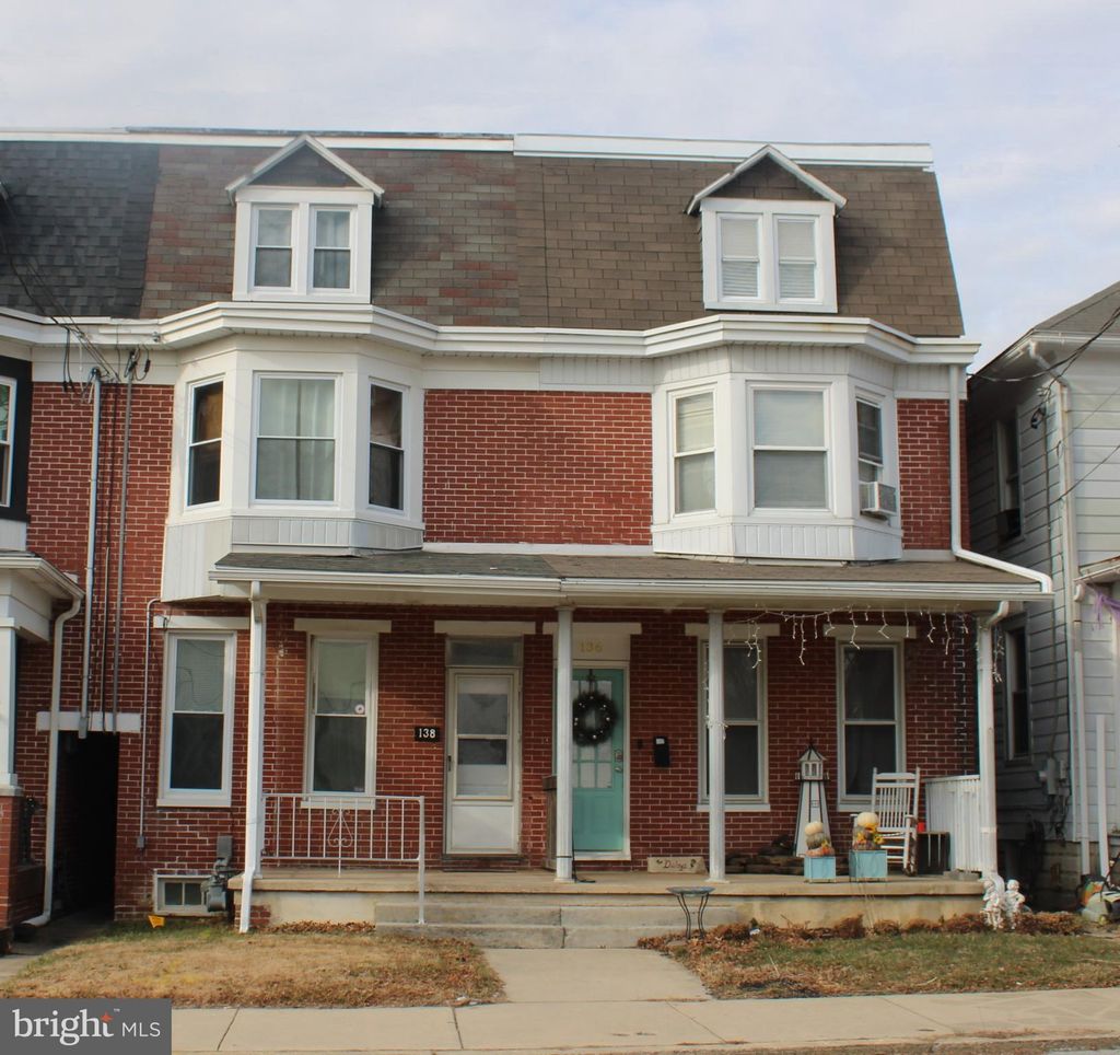 Photo of 138 S Franklin Street #2ND FLOOR, RED LION, PA 17356 (MLS # PAYK2095440)