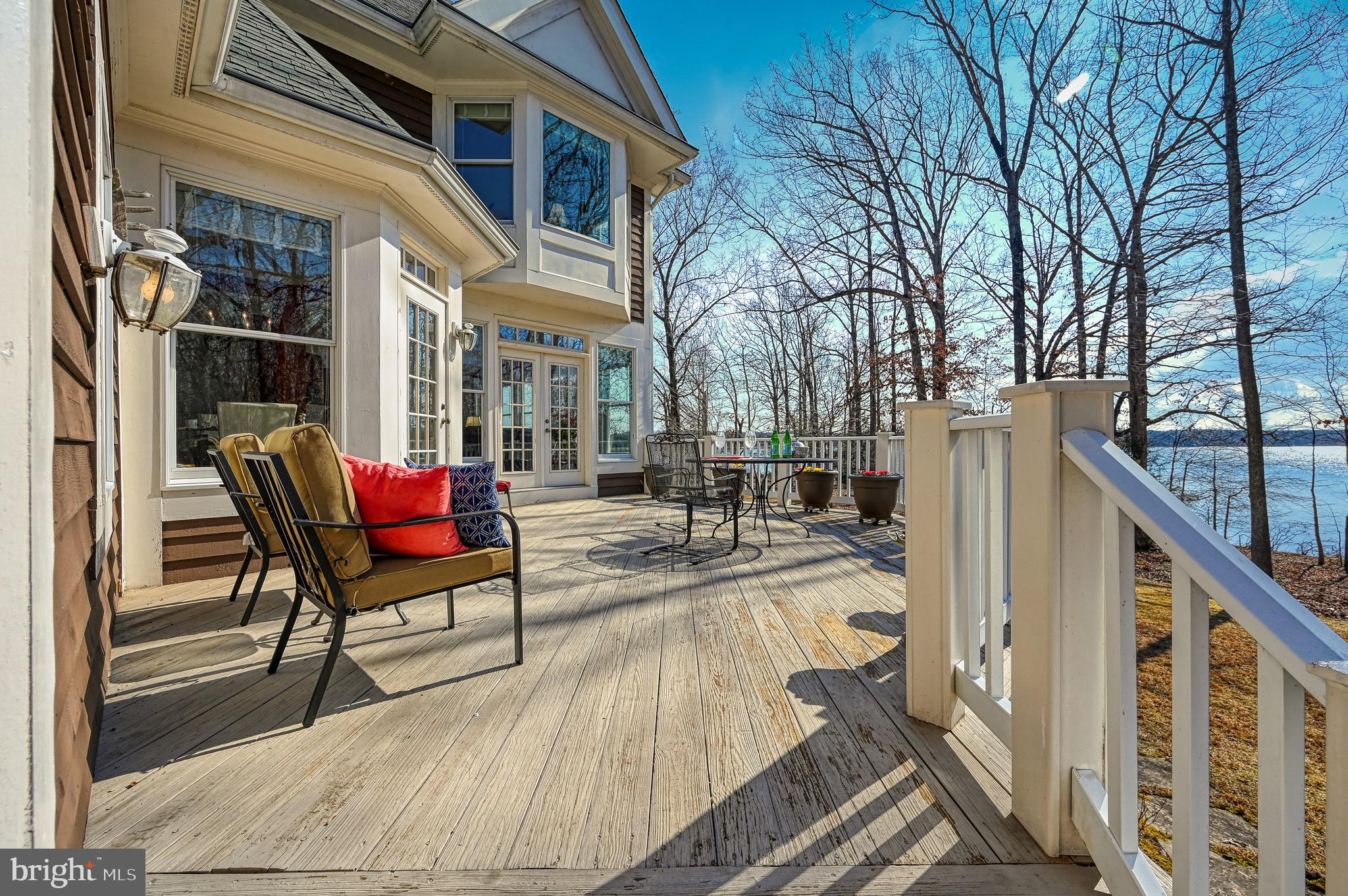 COVENANT COVE - Residential