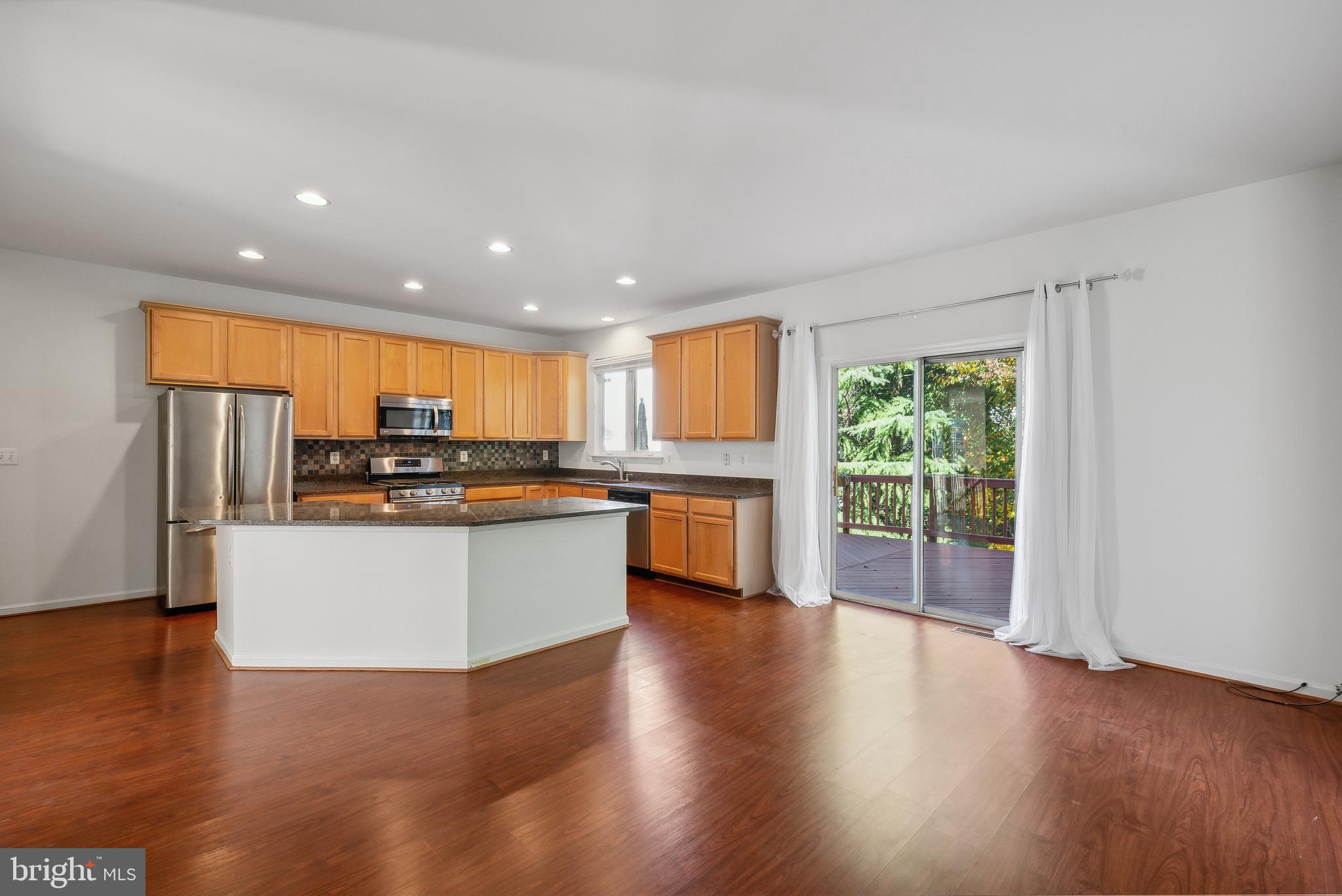 FAIRLAKES COURT - Residential Lease