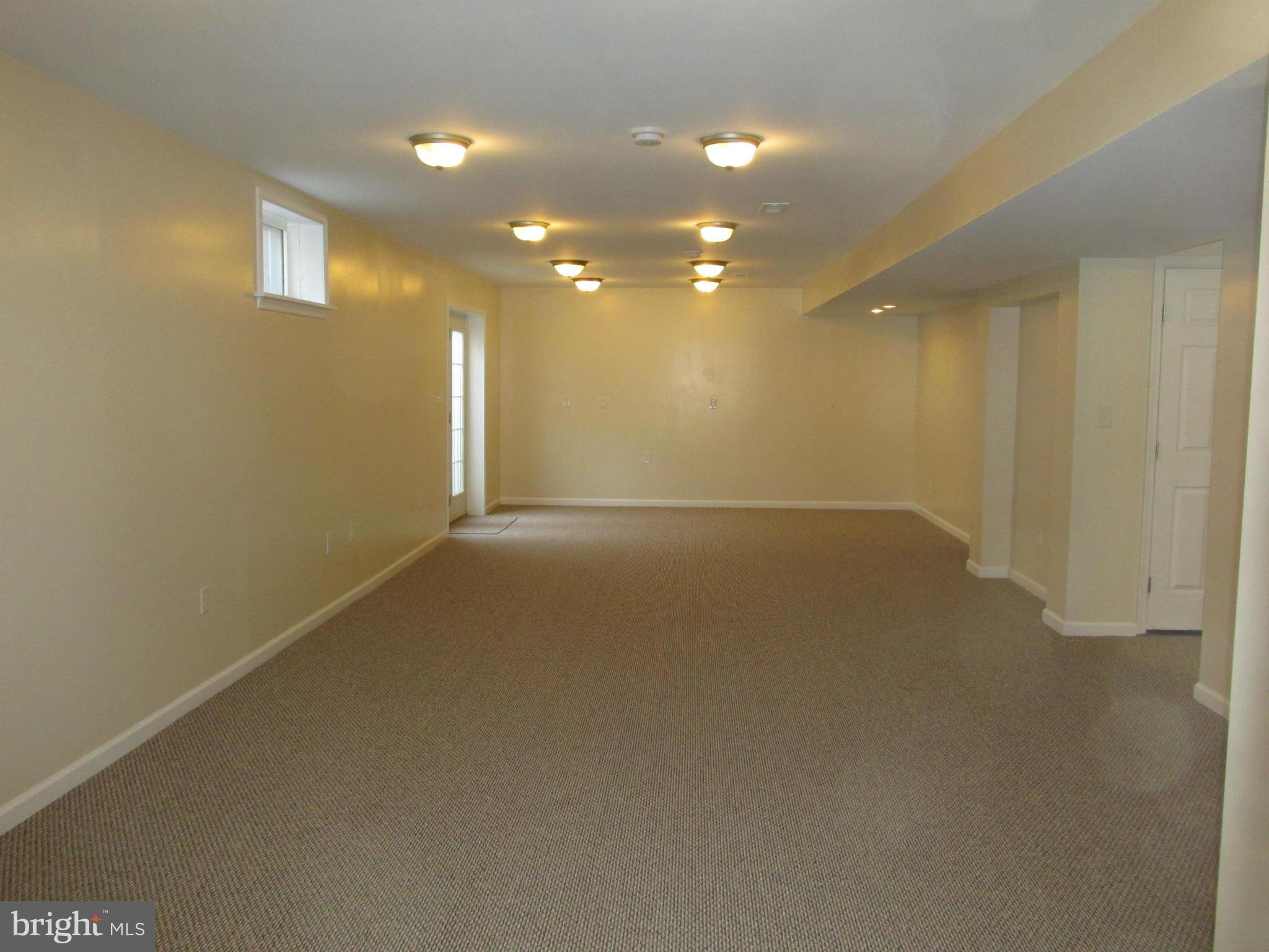 CHATHAM VILLAGE - Residential Lease