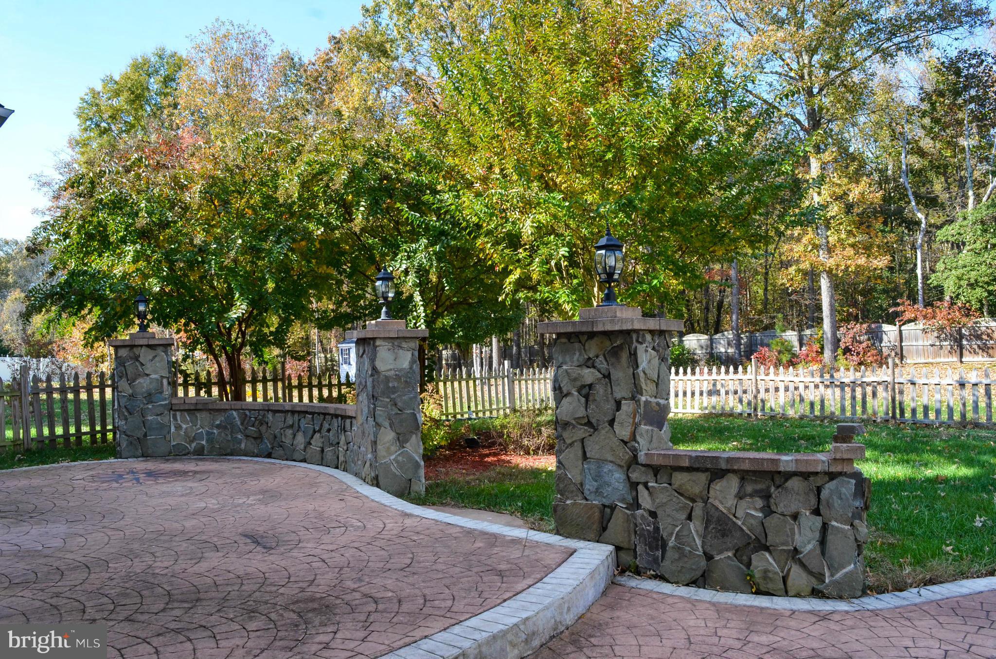 CHATHAM VILLAGE - Residential Lease