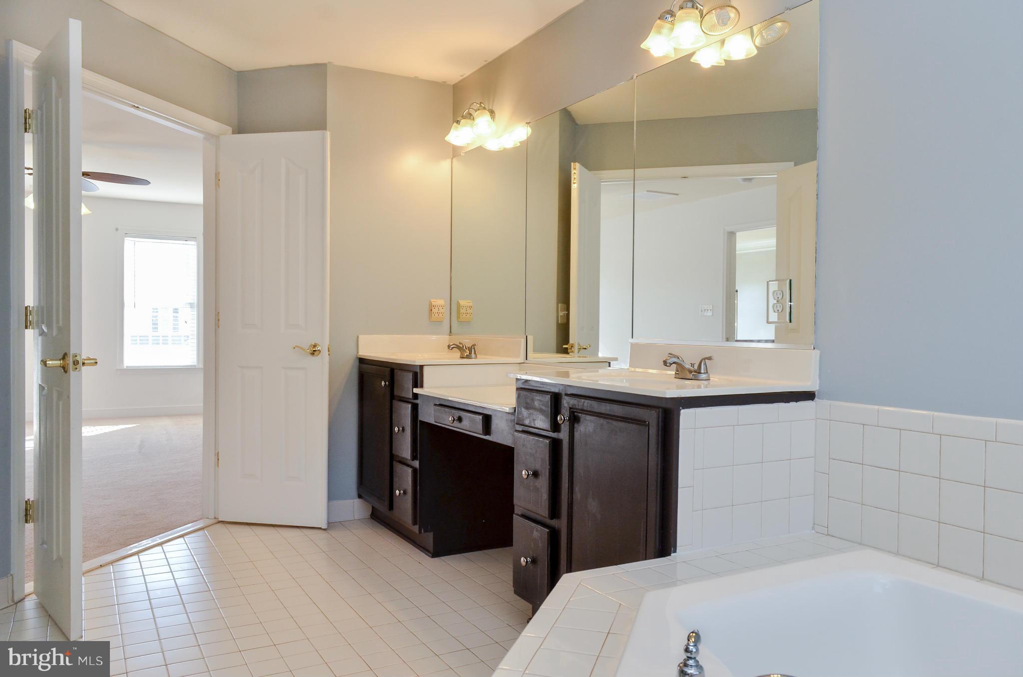 CHATHAM VILLAGE - Residential Lease