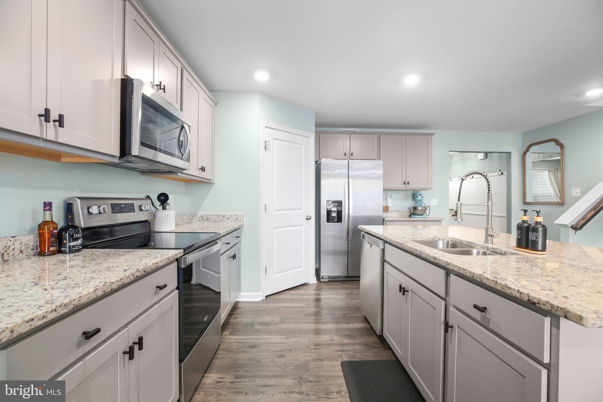 MAURY HEIGHTS - Residential