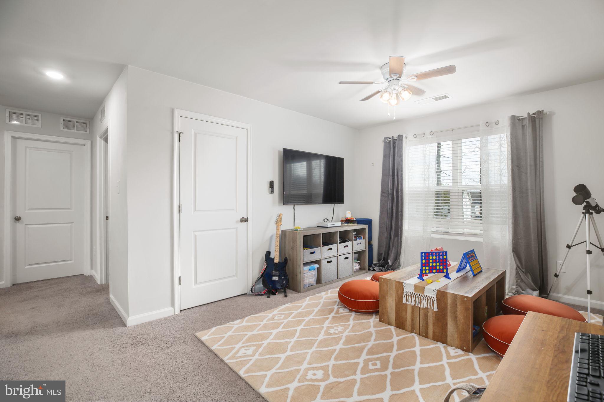 MAURY HEIGHTS - Residential