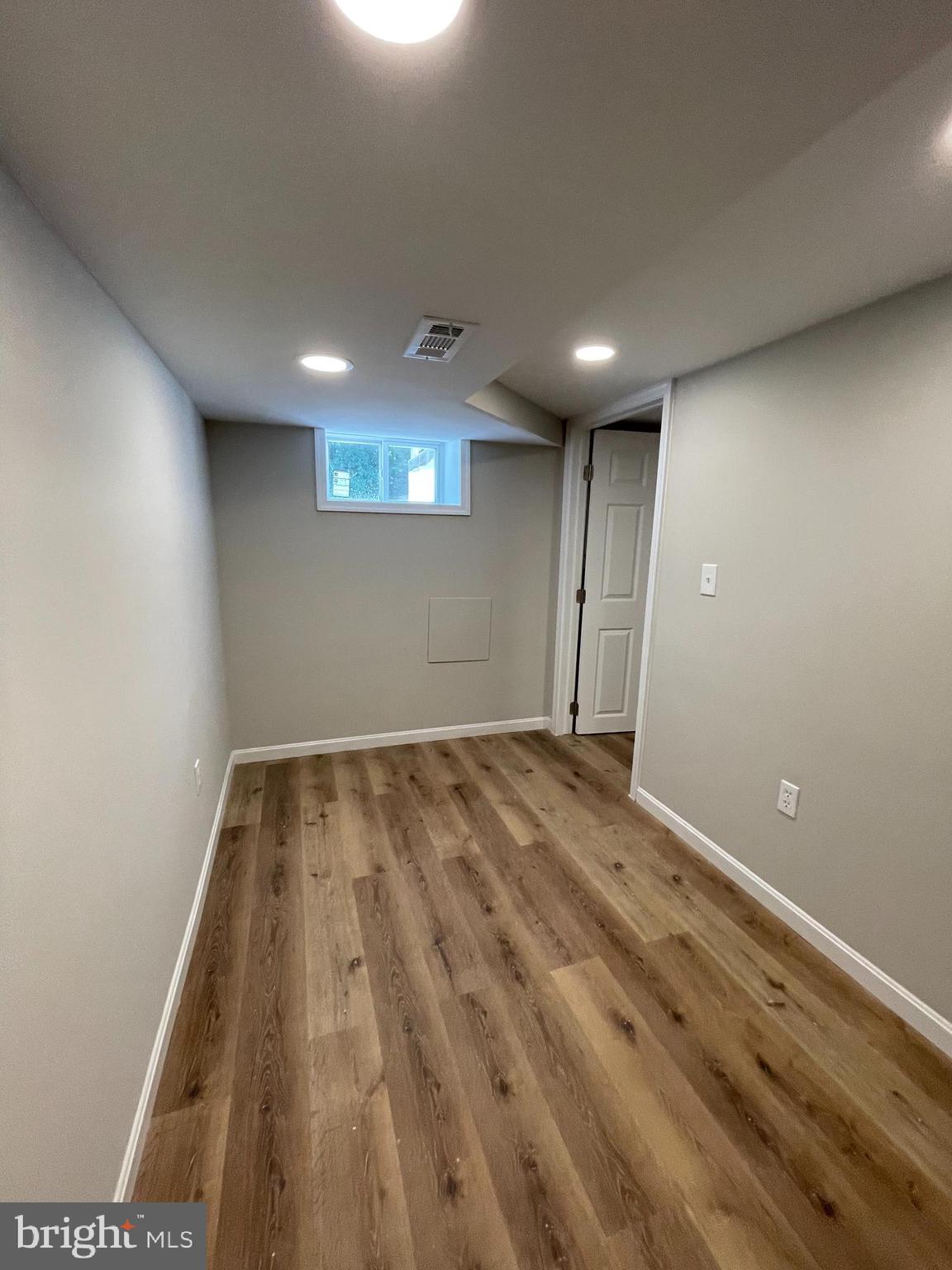 PARK HEIGHTS - Residential Lease
