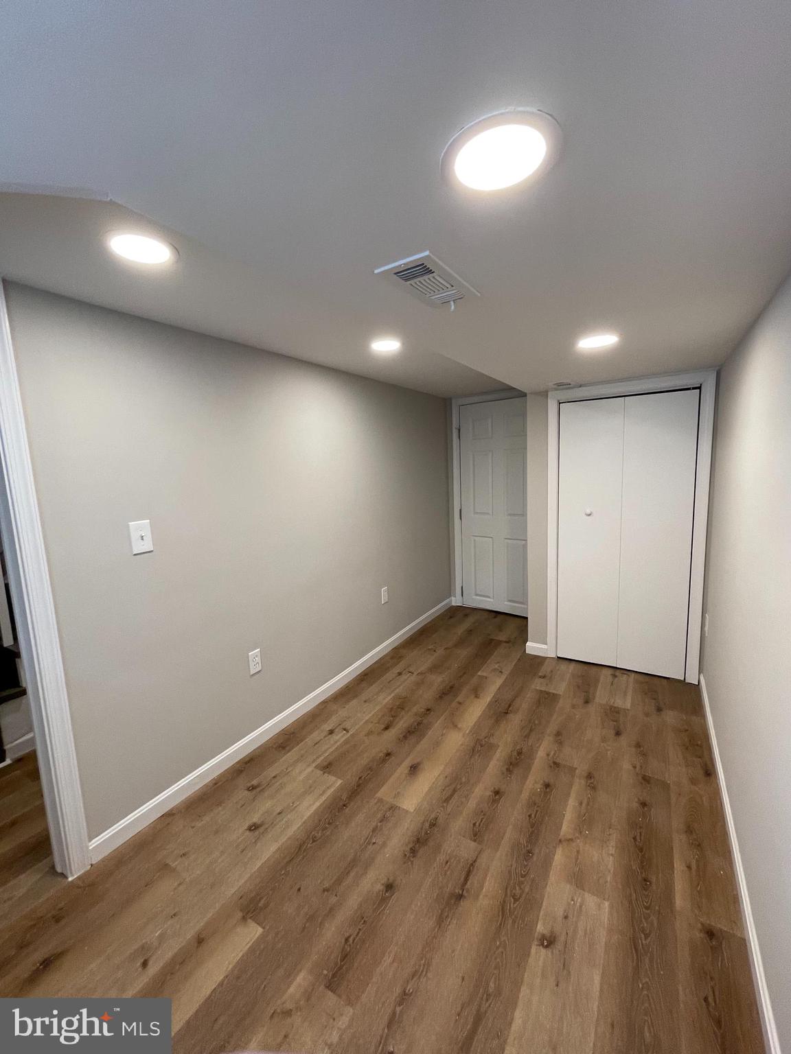 PARK HEIGHTS - Residential Lease