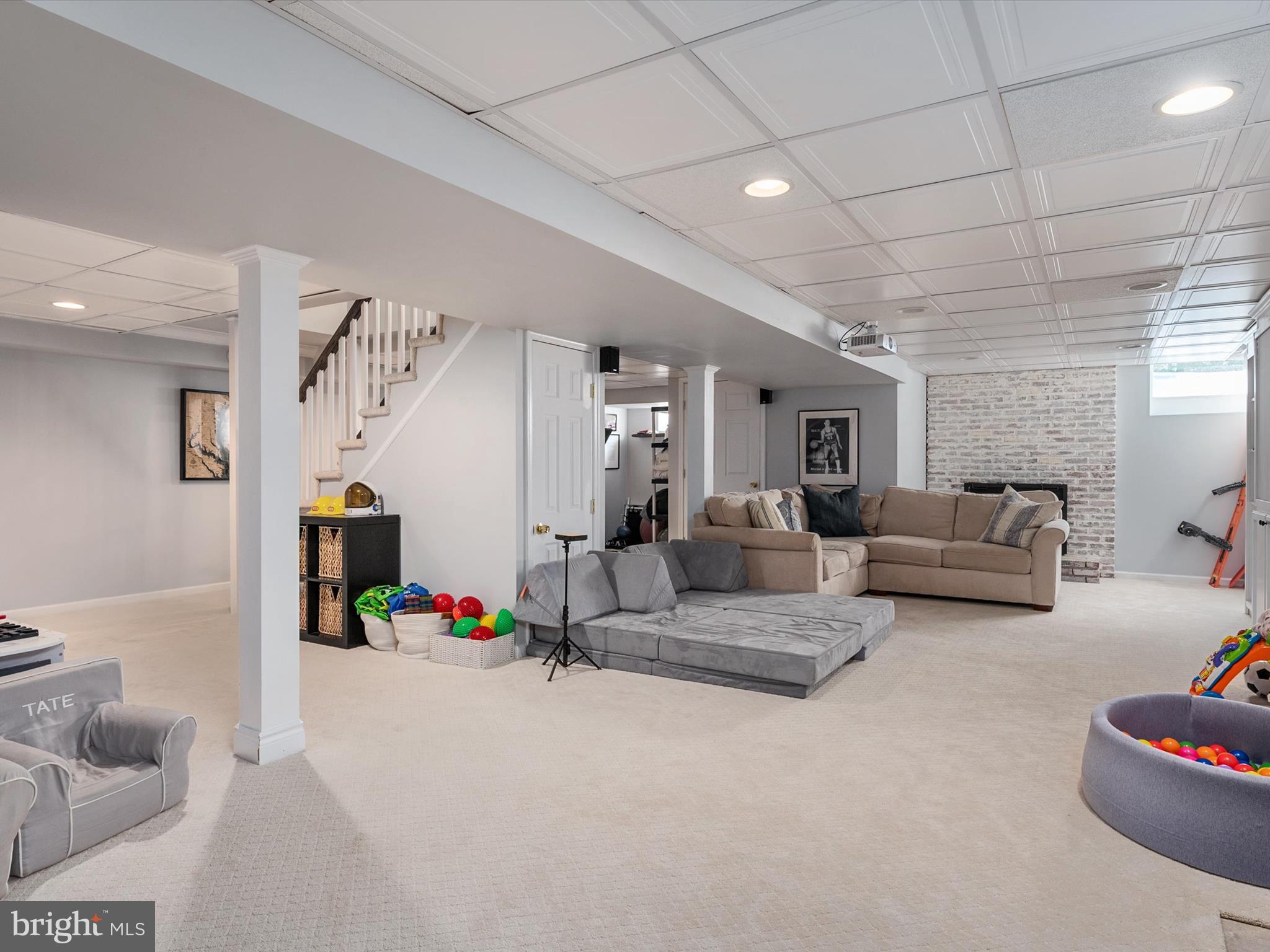 WETHERIDGE ESTATES - Residential