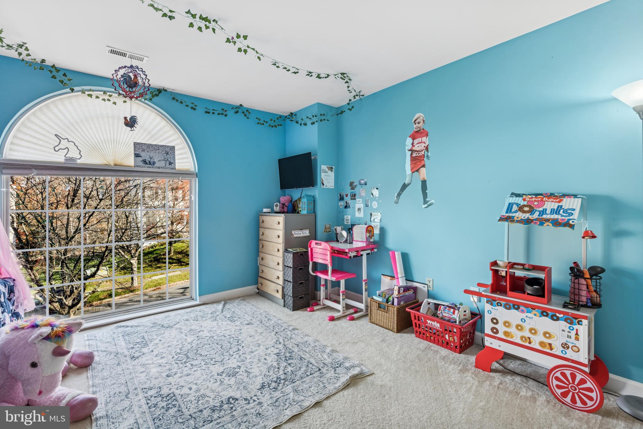 STEEPLE CHASE - Residential