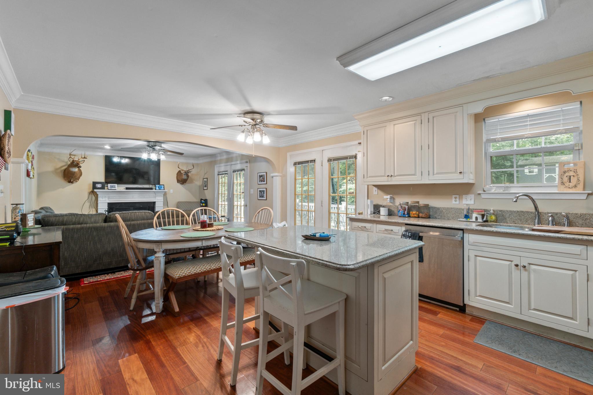 STEEPLE CHASE - Residential