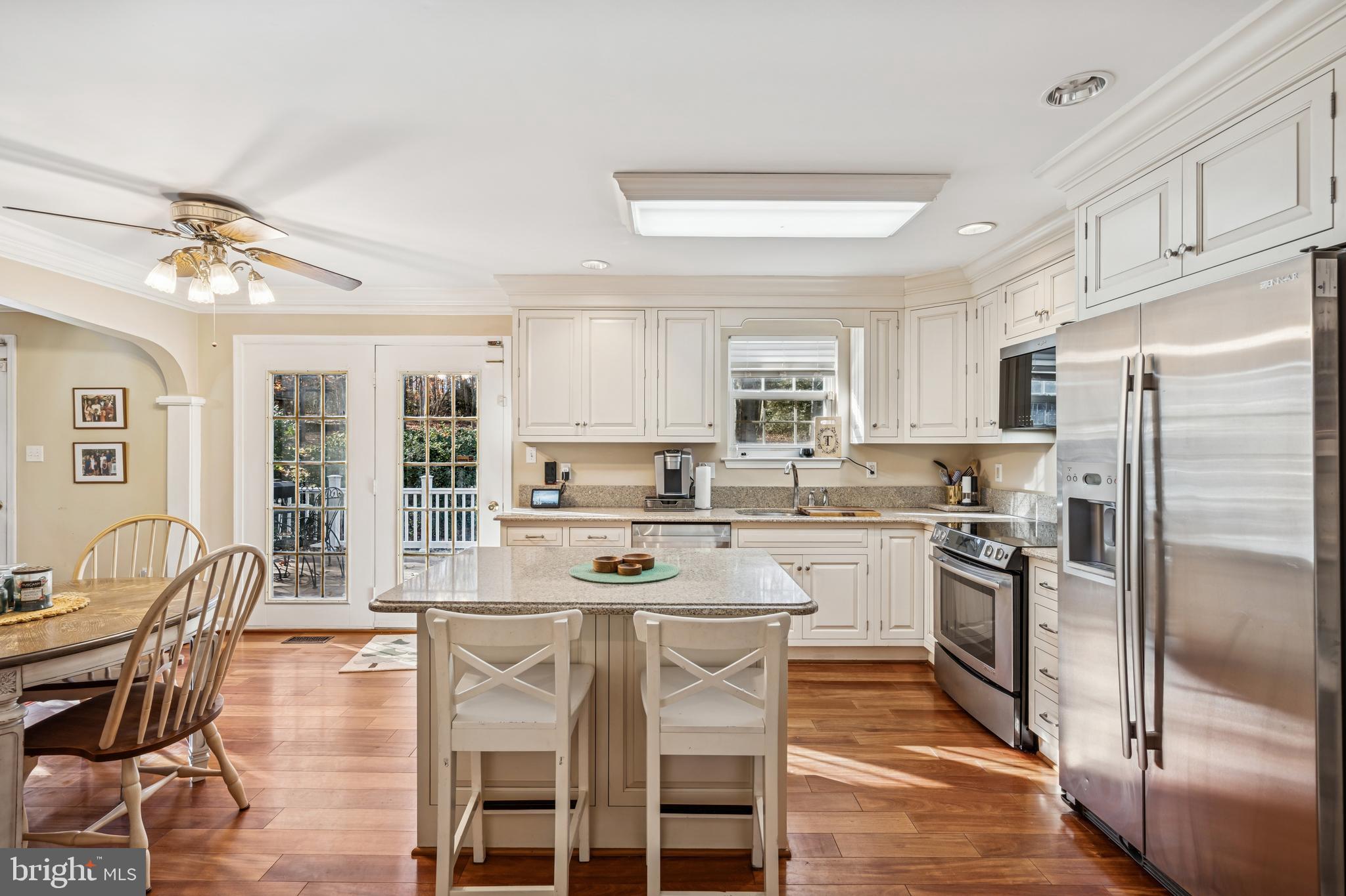 STEEPLE CHASE - Residential