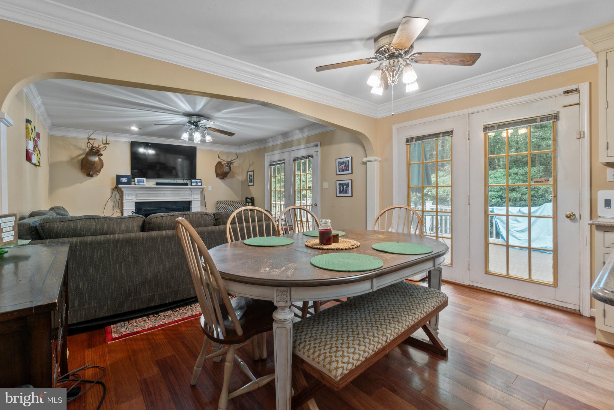 STEEPLE CHASE - Residential