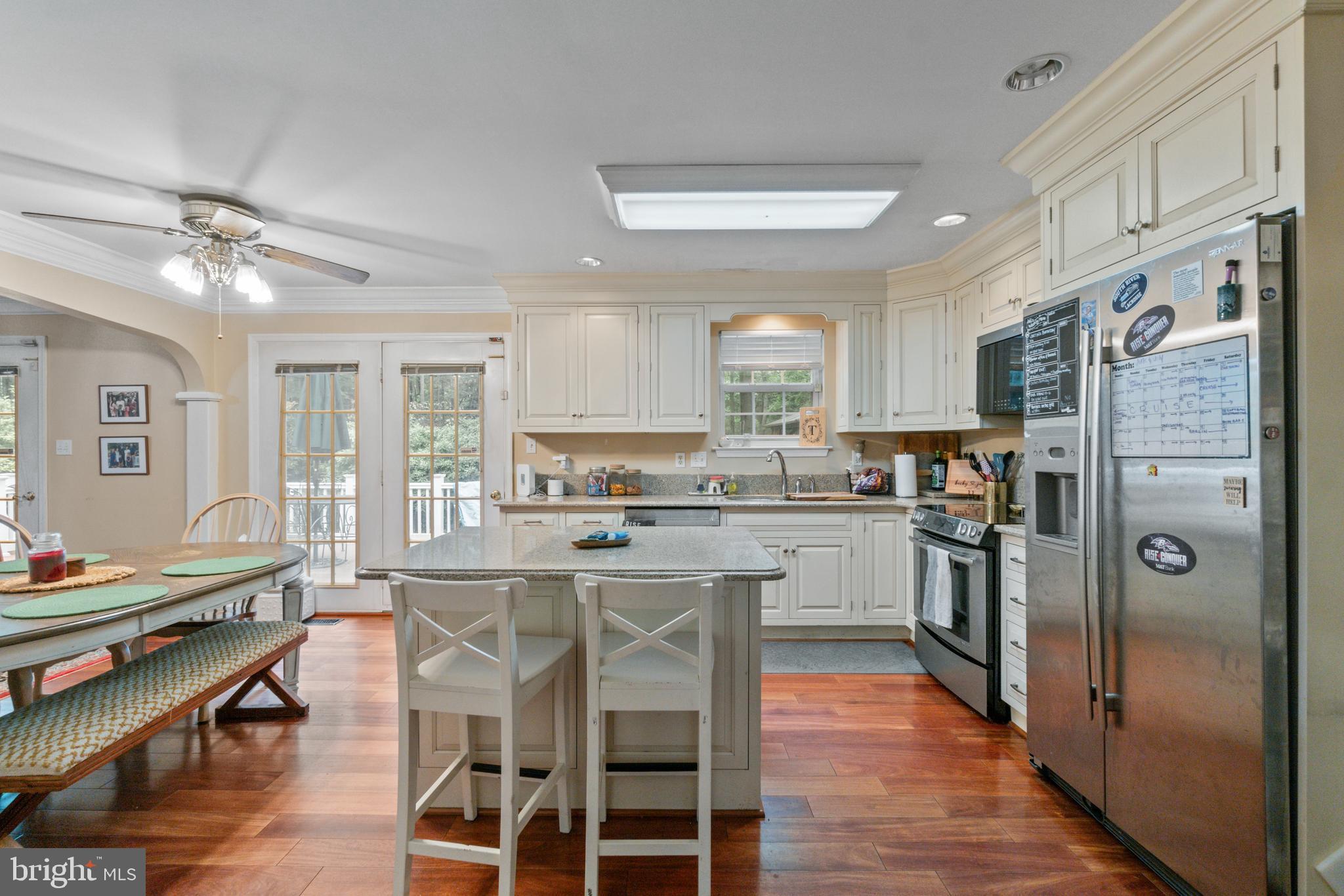 STEEPLE CHASE - Residential