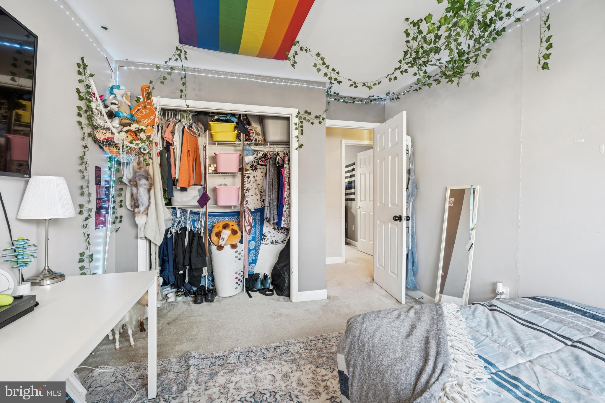 STEEPLE CHASE - Residential