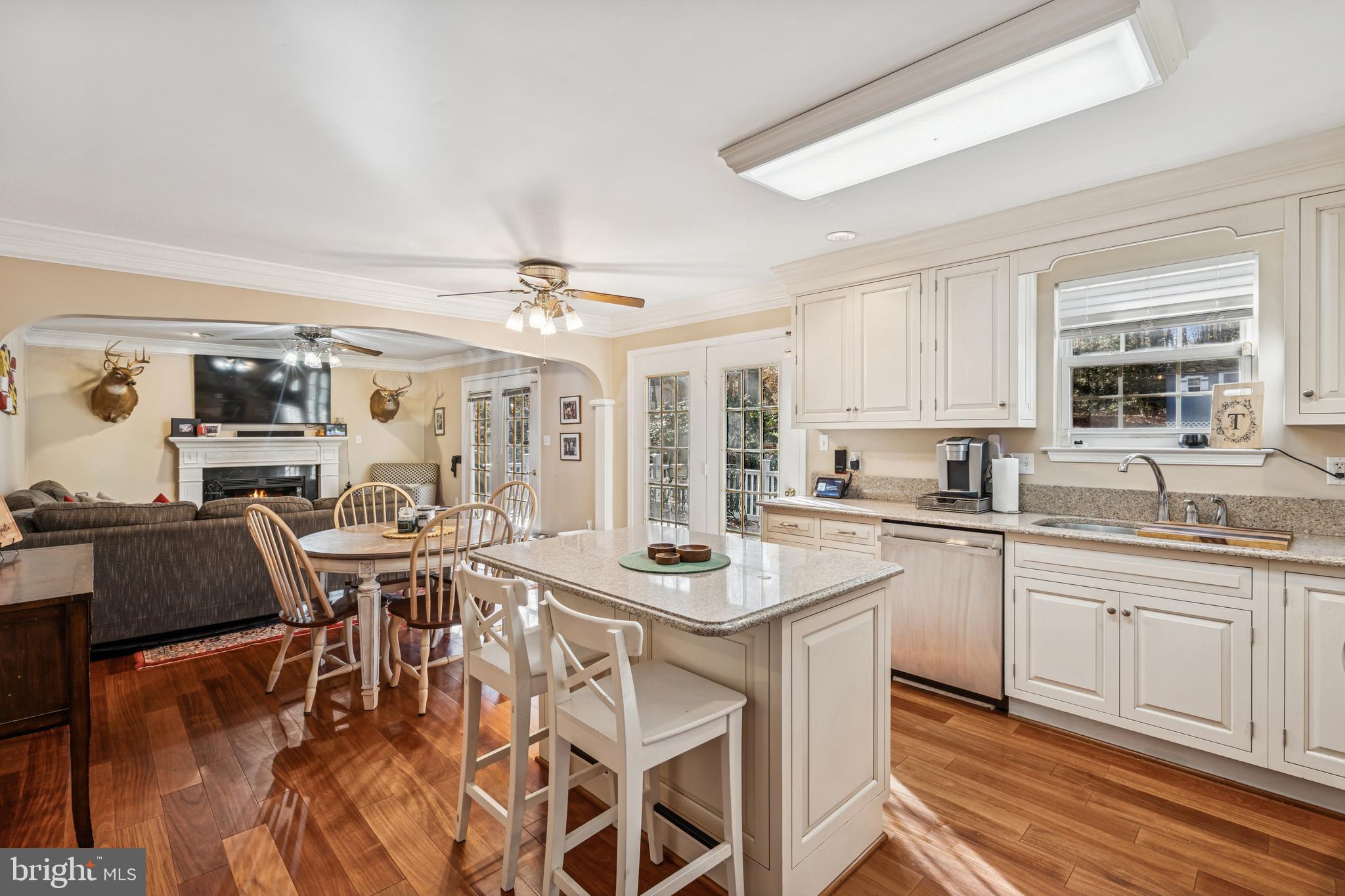 STEEPLE CHASE - Residential