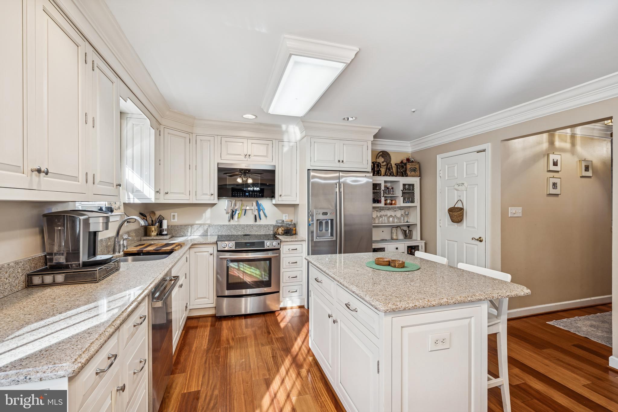 STEEPLE CHASE - Residential