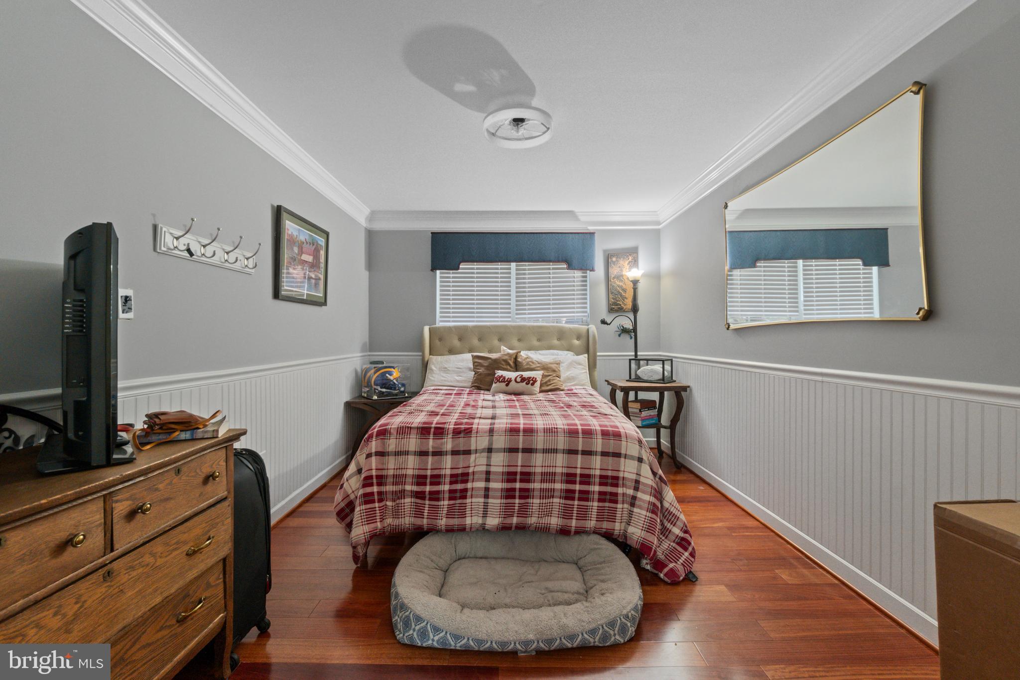 STEEPLE CHASE - Residential