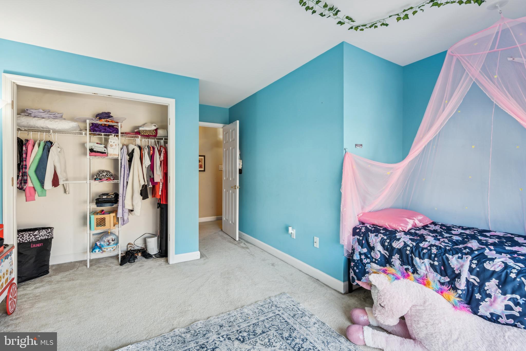 STEEPLE CHASE - Residential