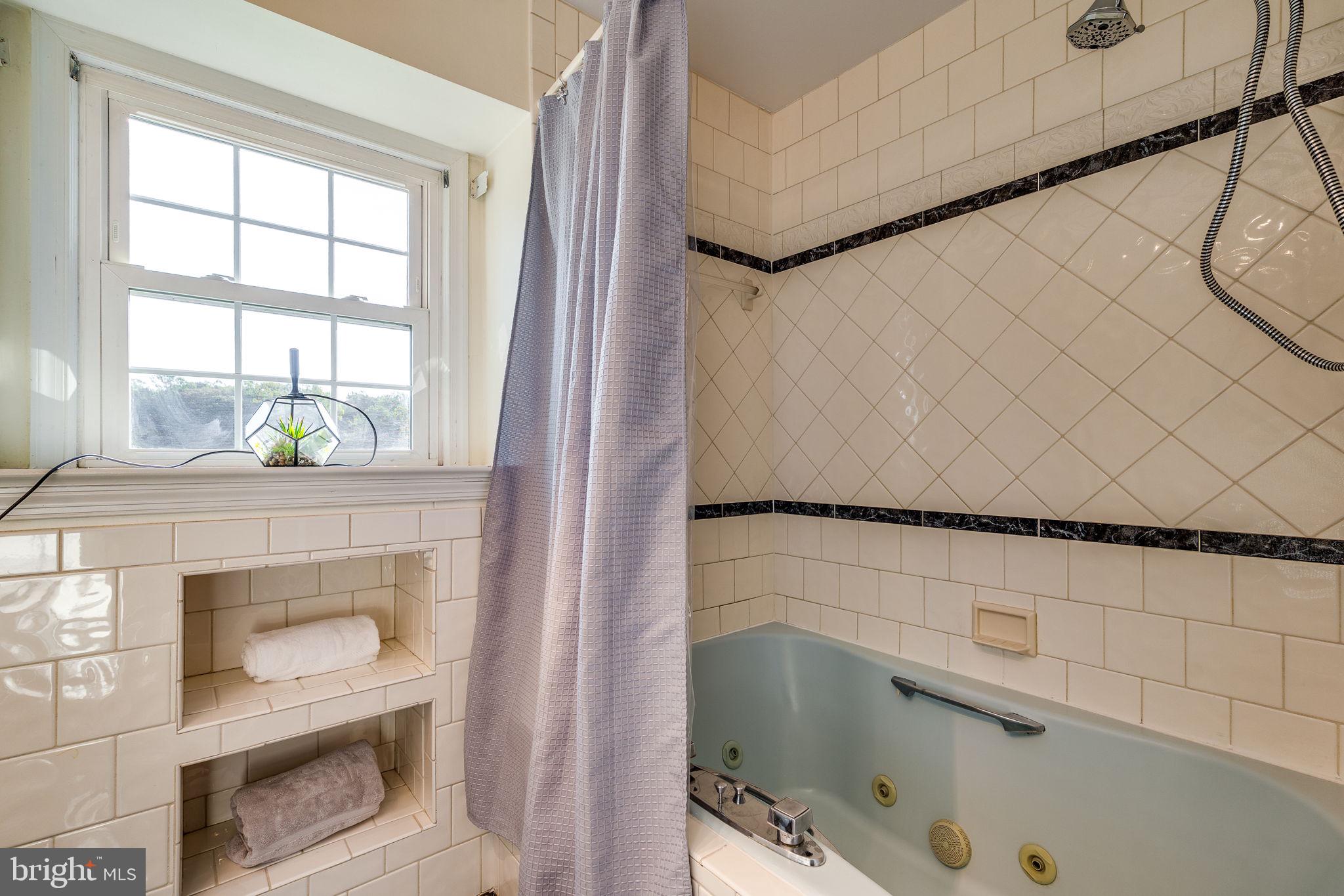 HARBOR VIEW - Residential