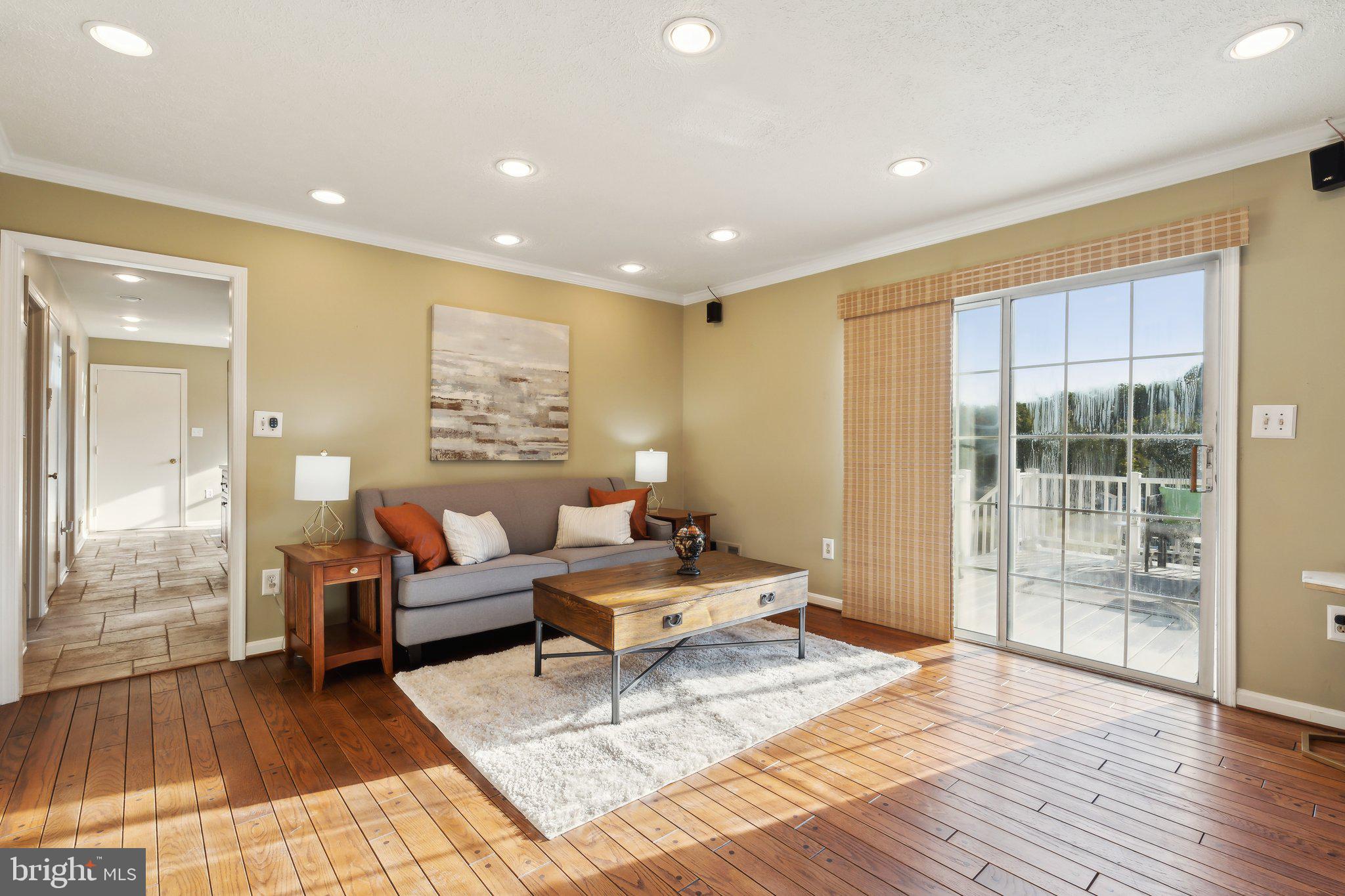 HARBOR VIEW - Residential