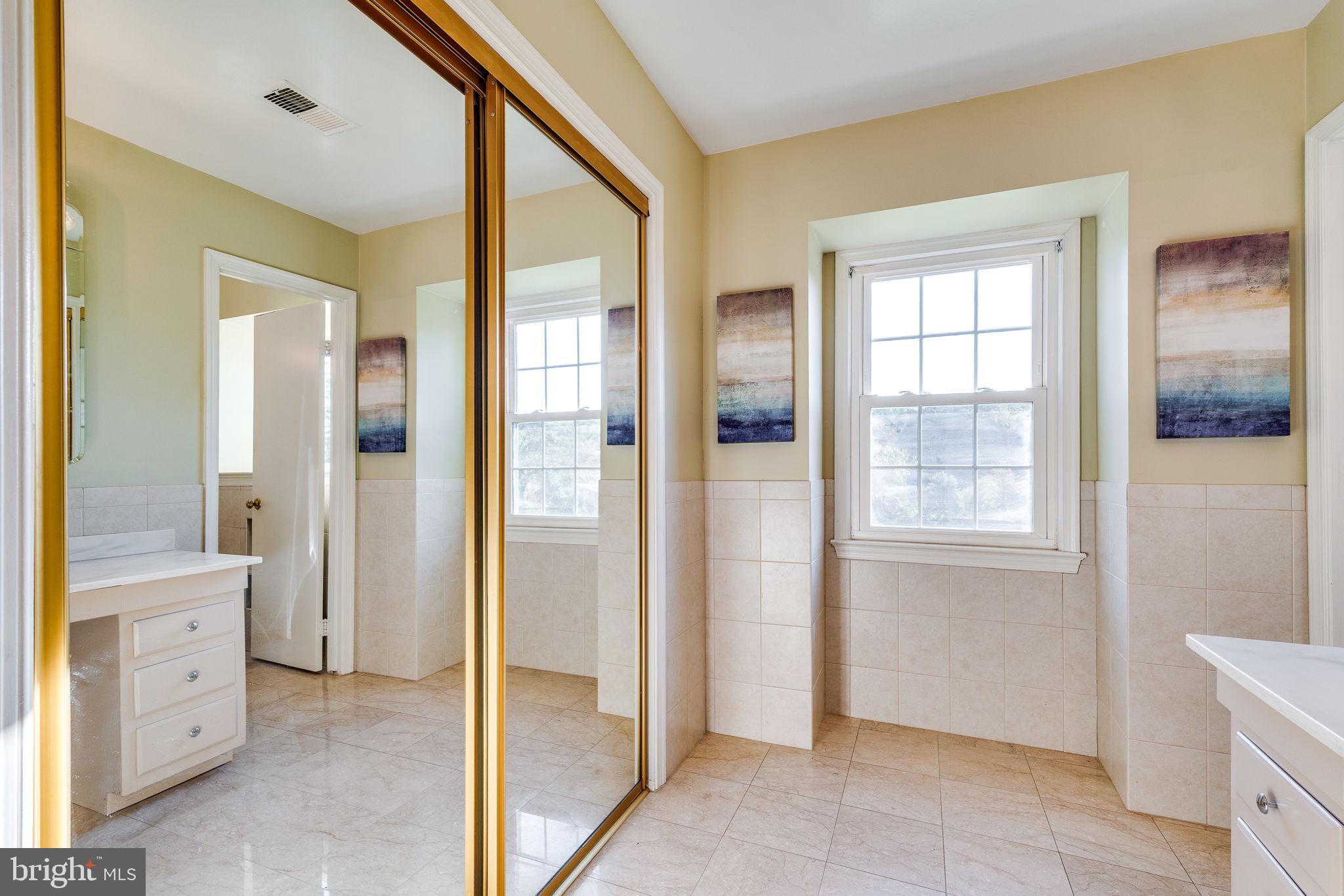 HARBOR VIEW - Residential