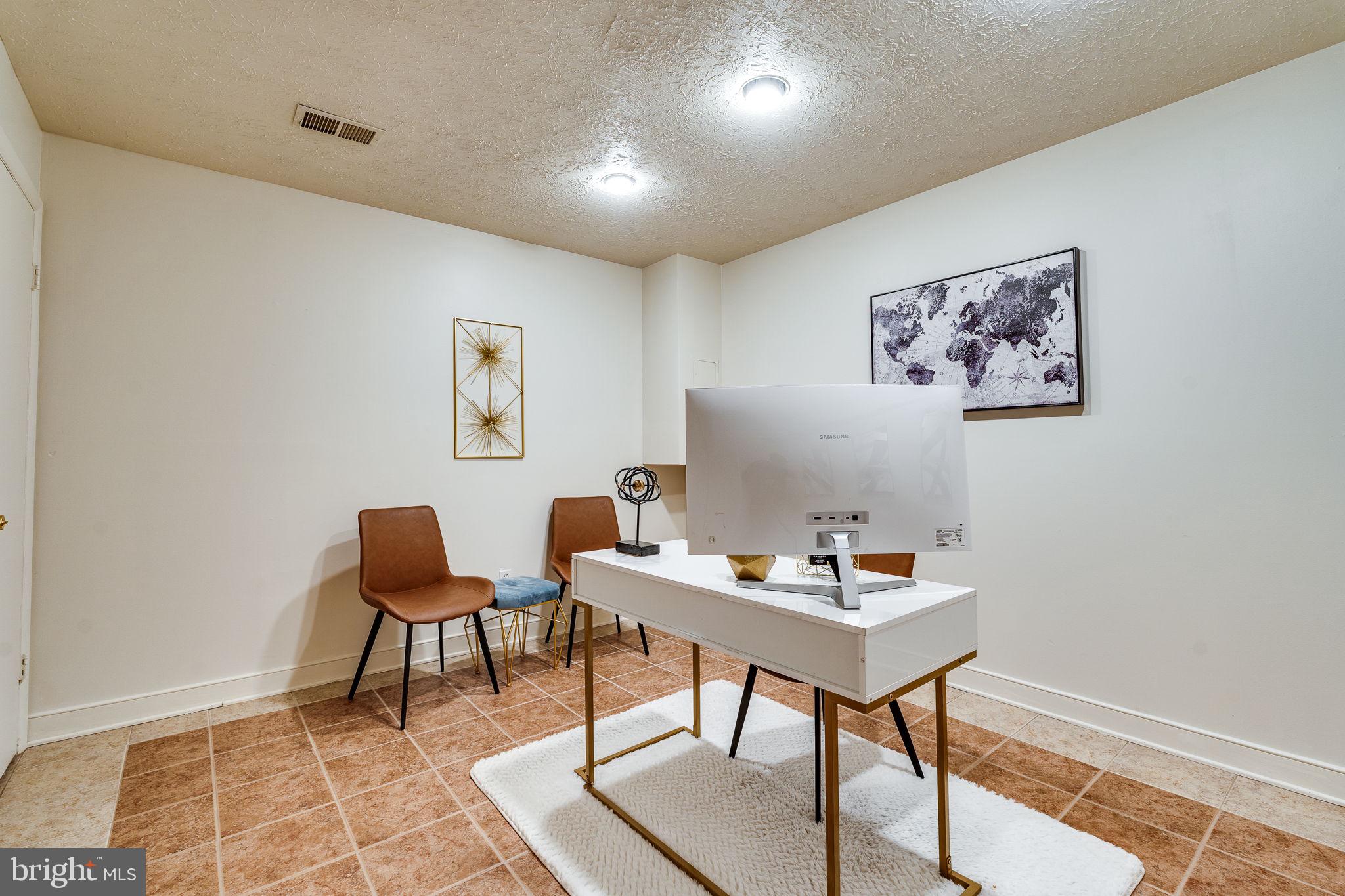 HARBOR VIEW - Residential