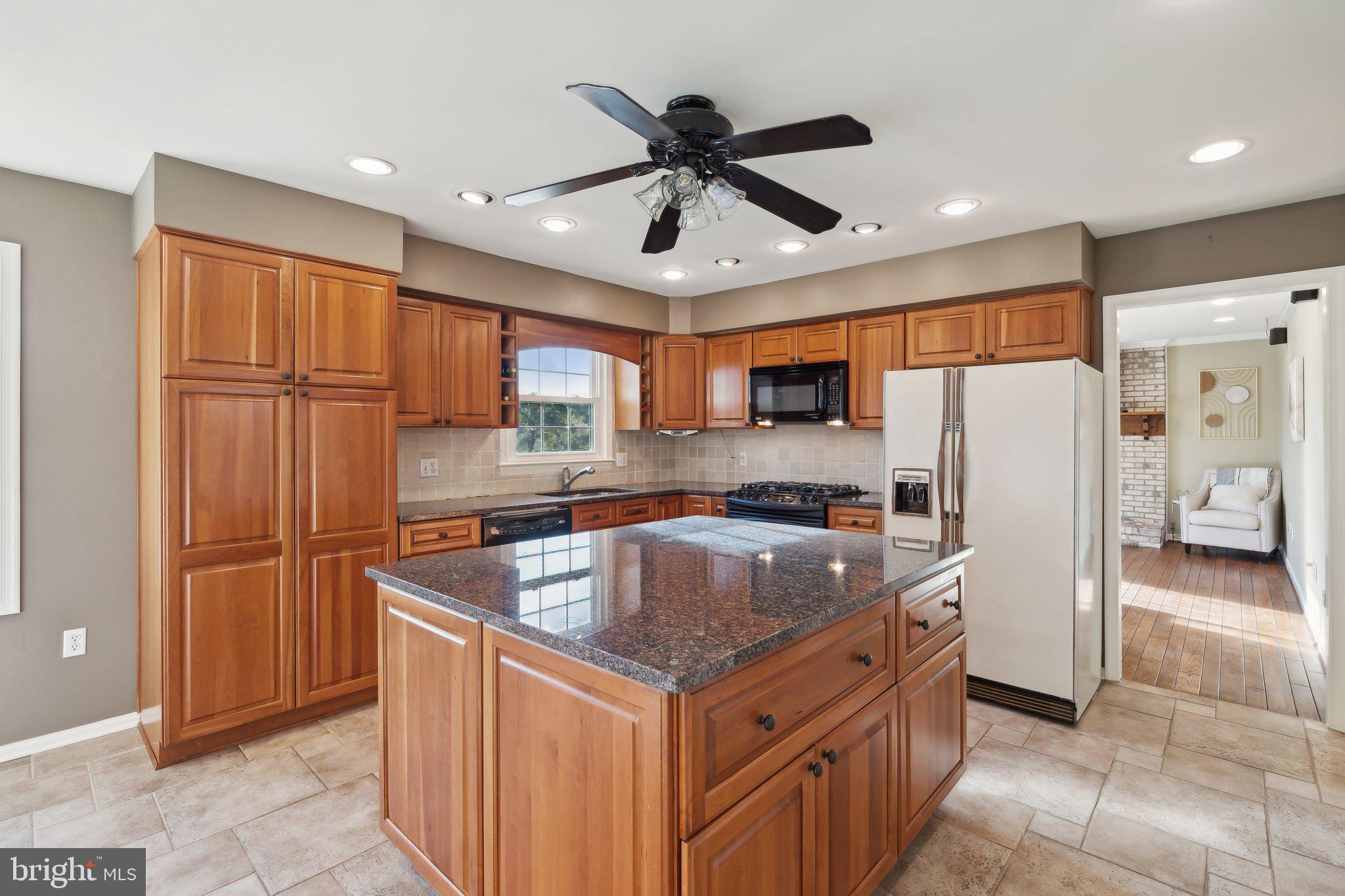 HARBOR VIEW - Residential