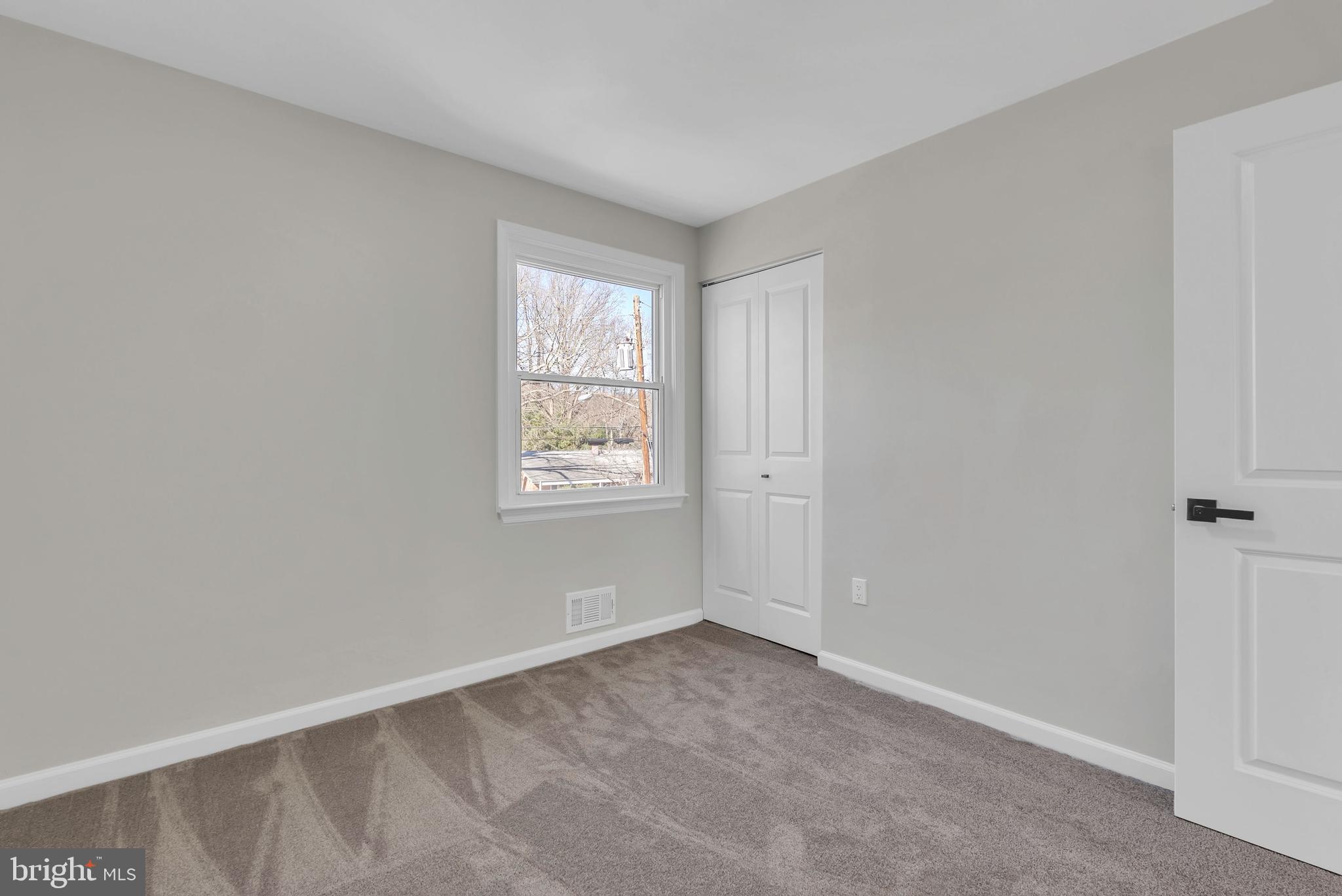 KEMP MILL ESTATES - Residential