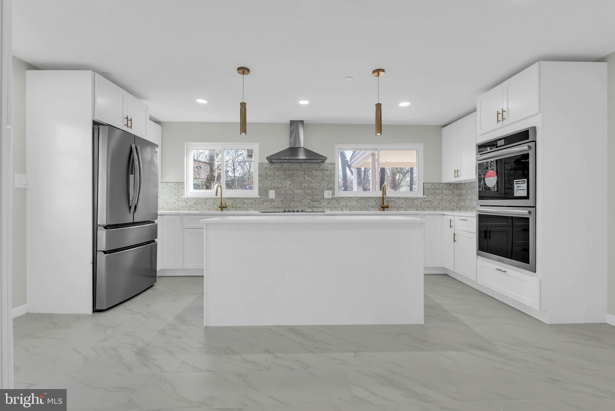 KEMP MILL ESTATES - Residential