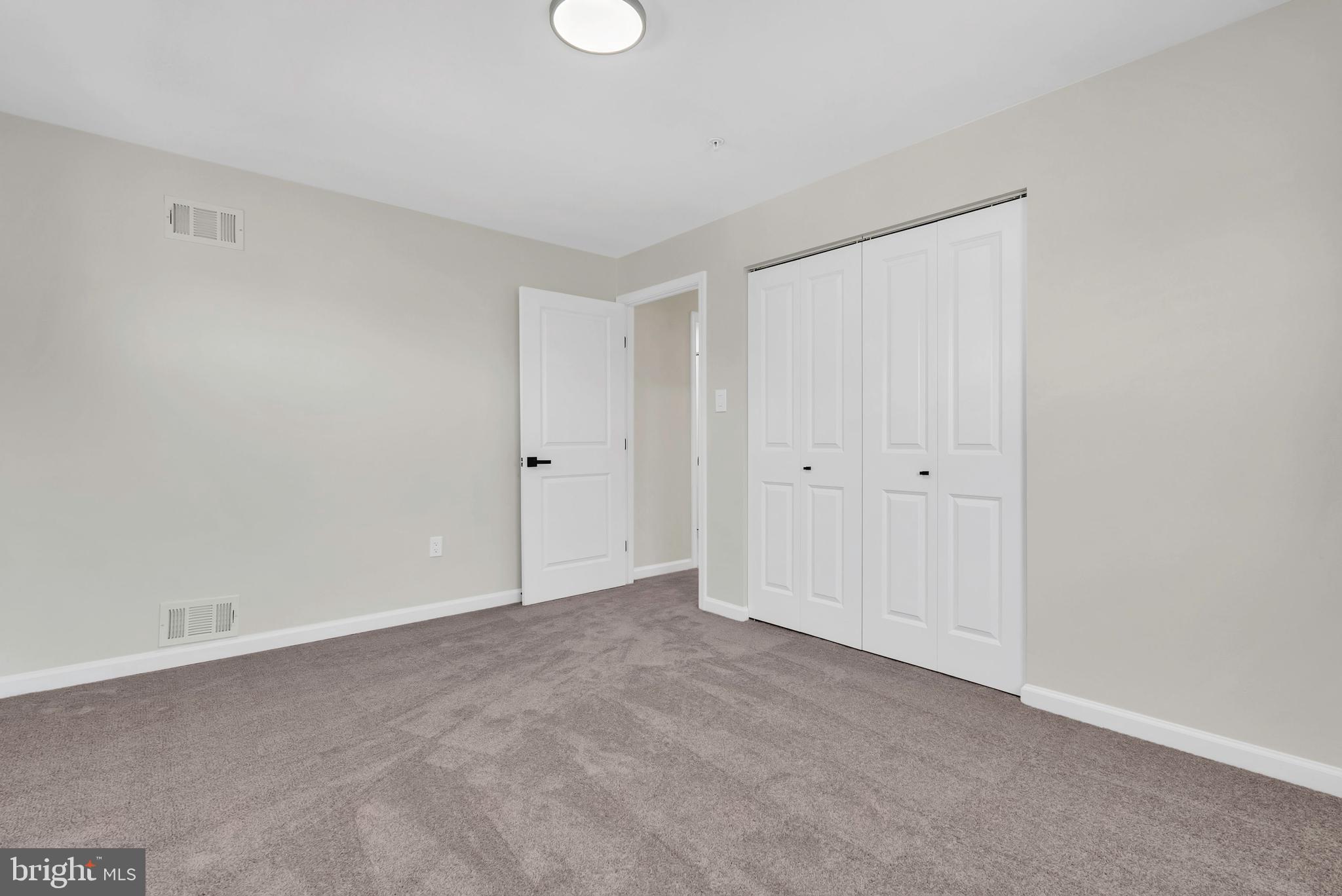 KEMP MILL ESTATES - Residential