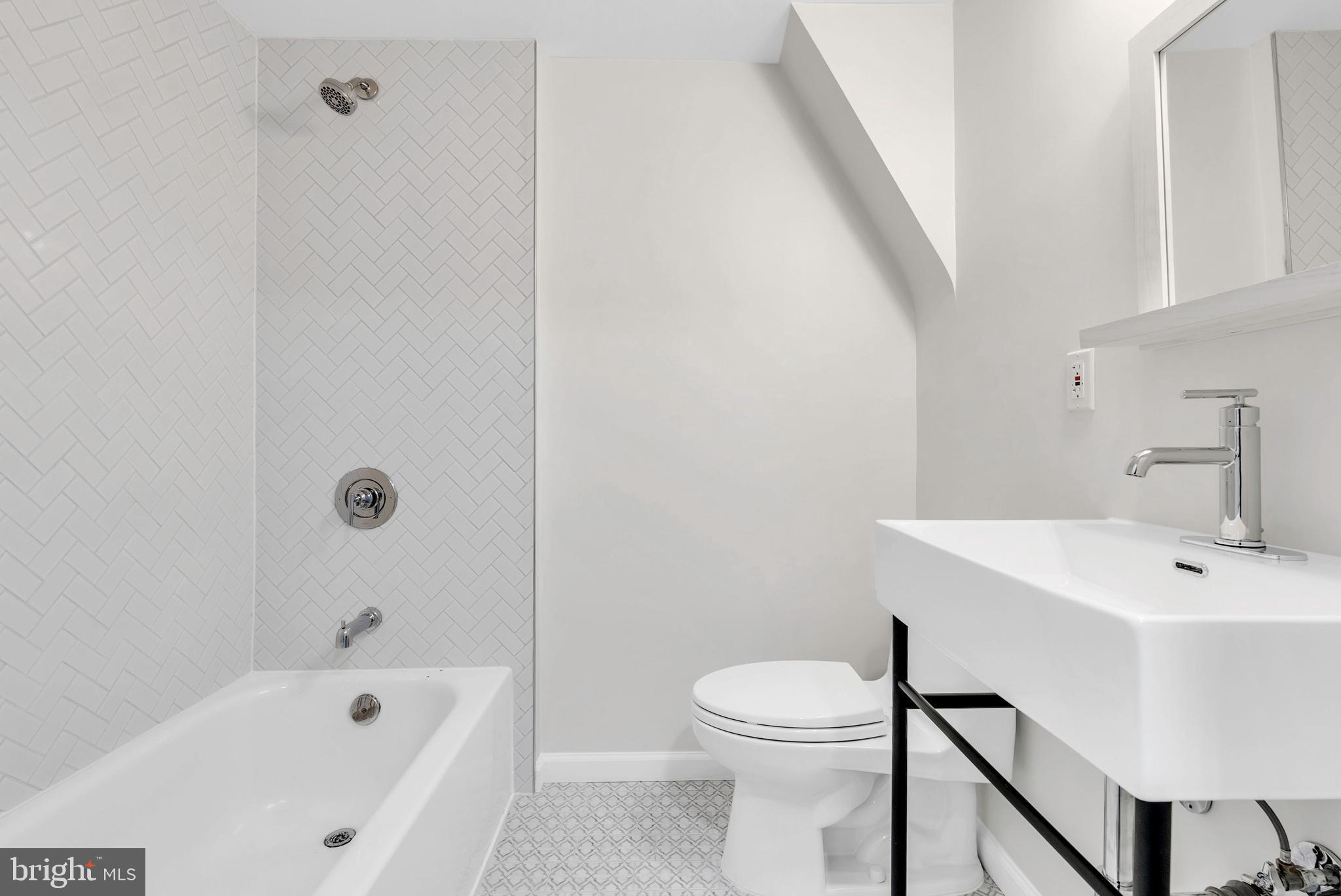 KEMP MILL ESTATES - Residential