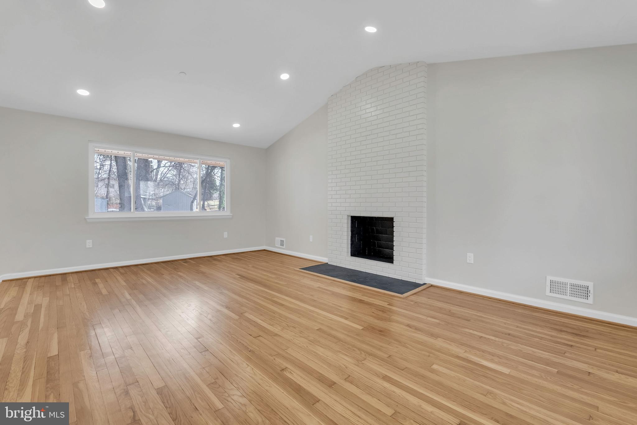 KEMP MILL ESTATES - Residential