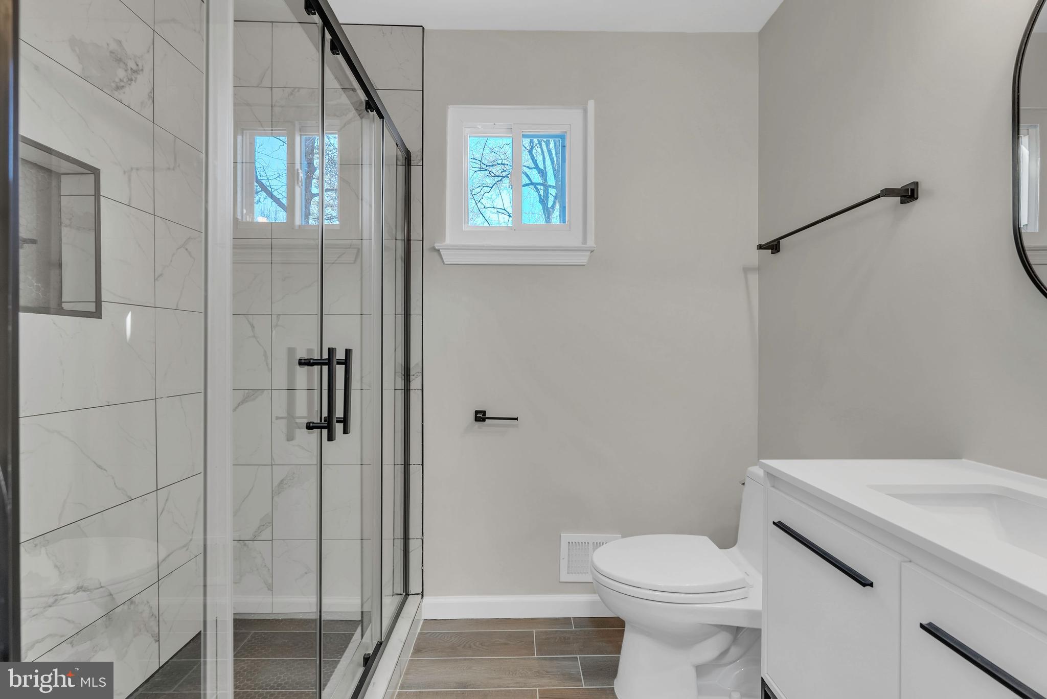 KEMP MILL ESTATES - Residential