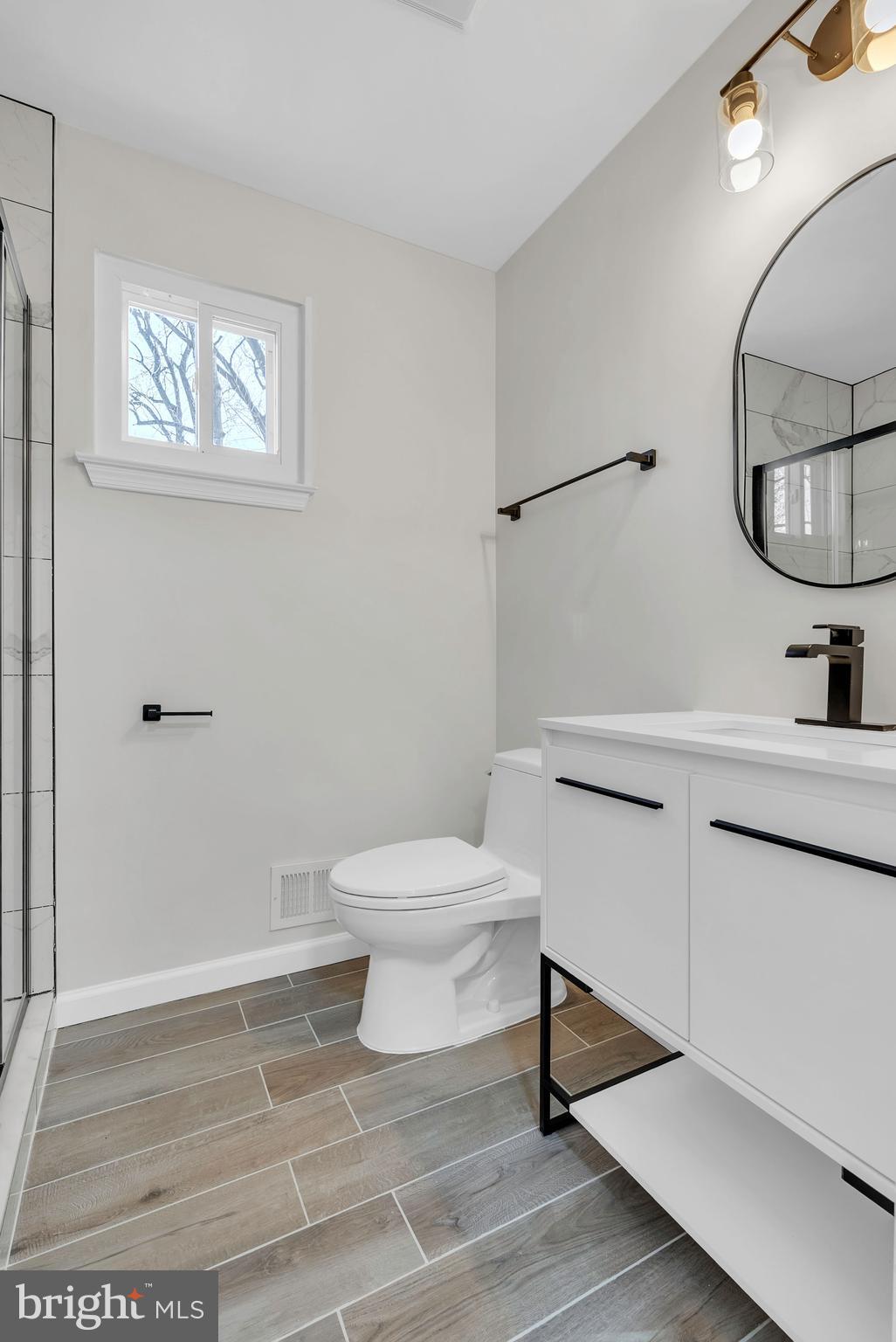 KEMP MILL ESTATES - Residential