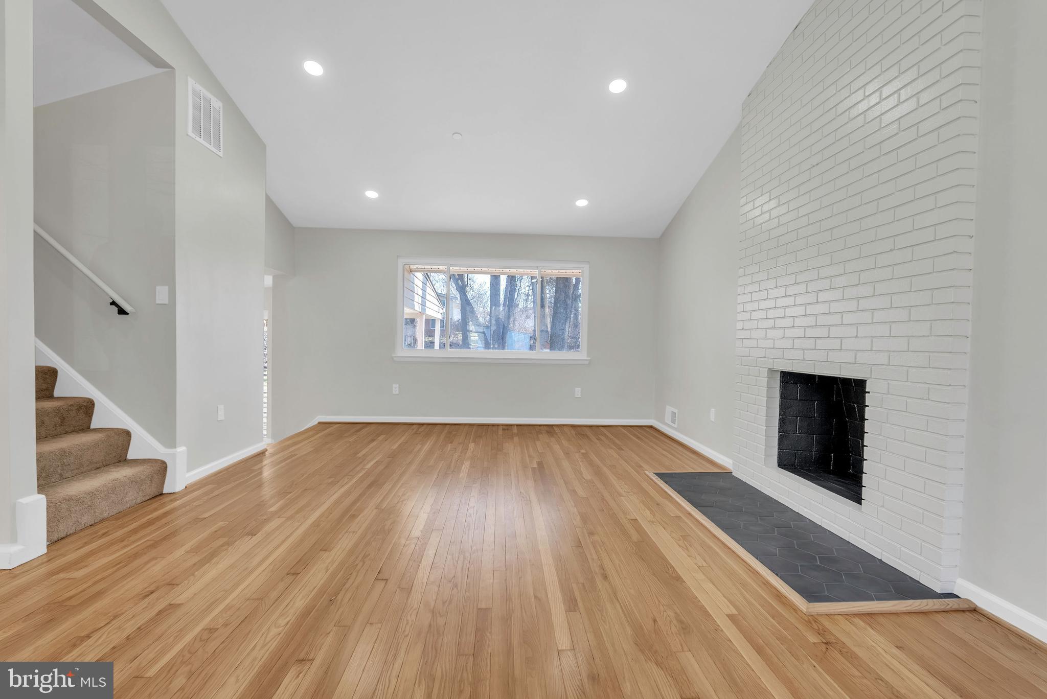 KEMP MILL ESTATES - Residential