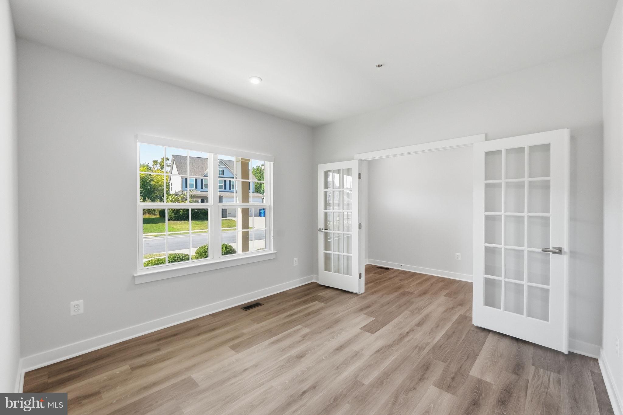 2570 SKEETER COURT