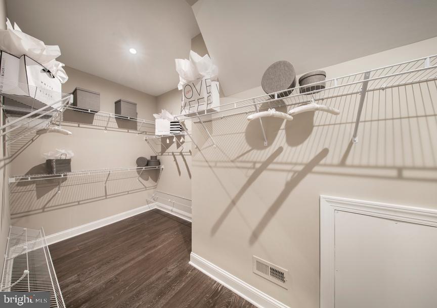 MAPLE RIDGE ESTATES - Residential