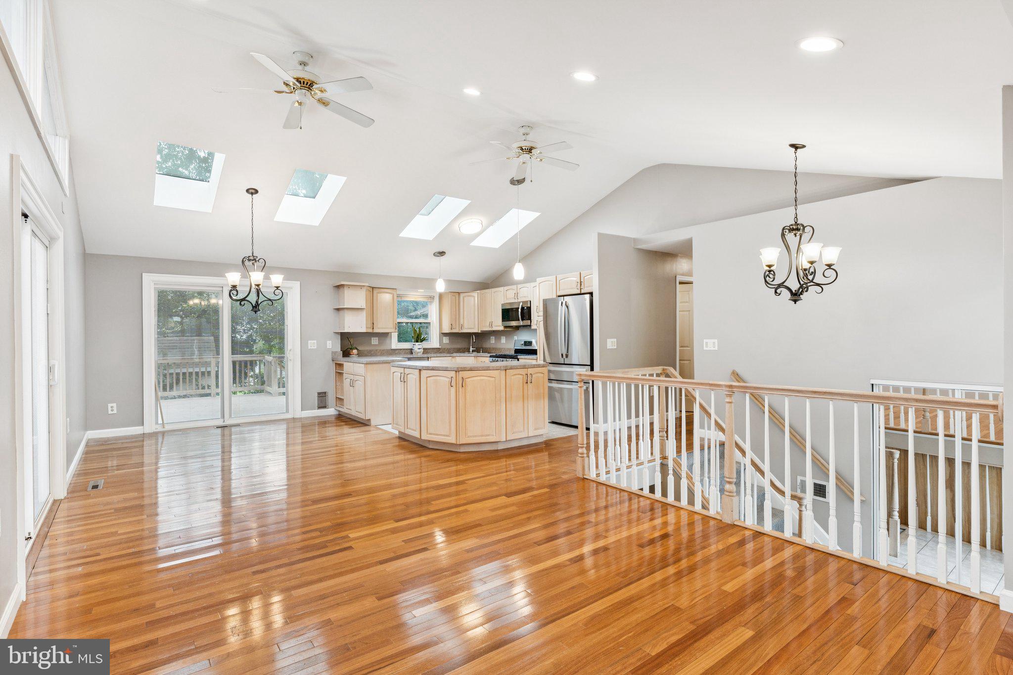 485 WHITE CEDAR LANE