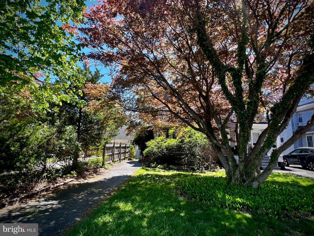 Photo of 408 Yale Avenue, MORTON, PA 19070 (MLS # PADE2113432)