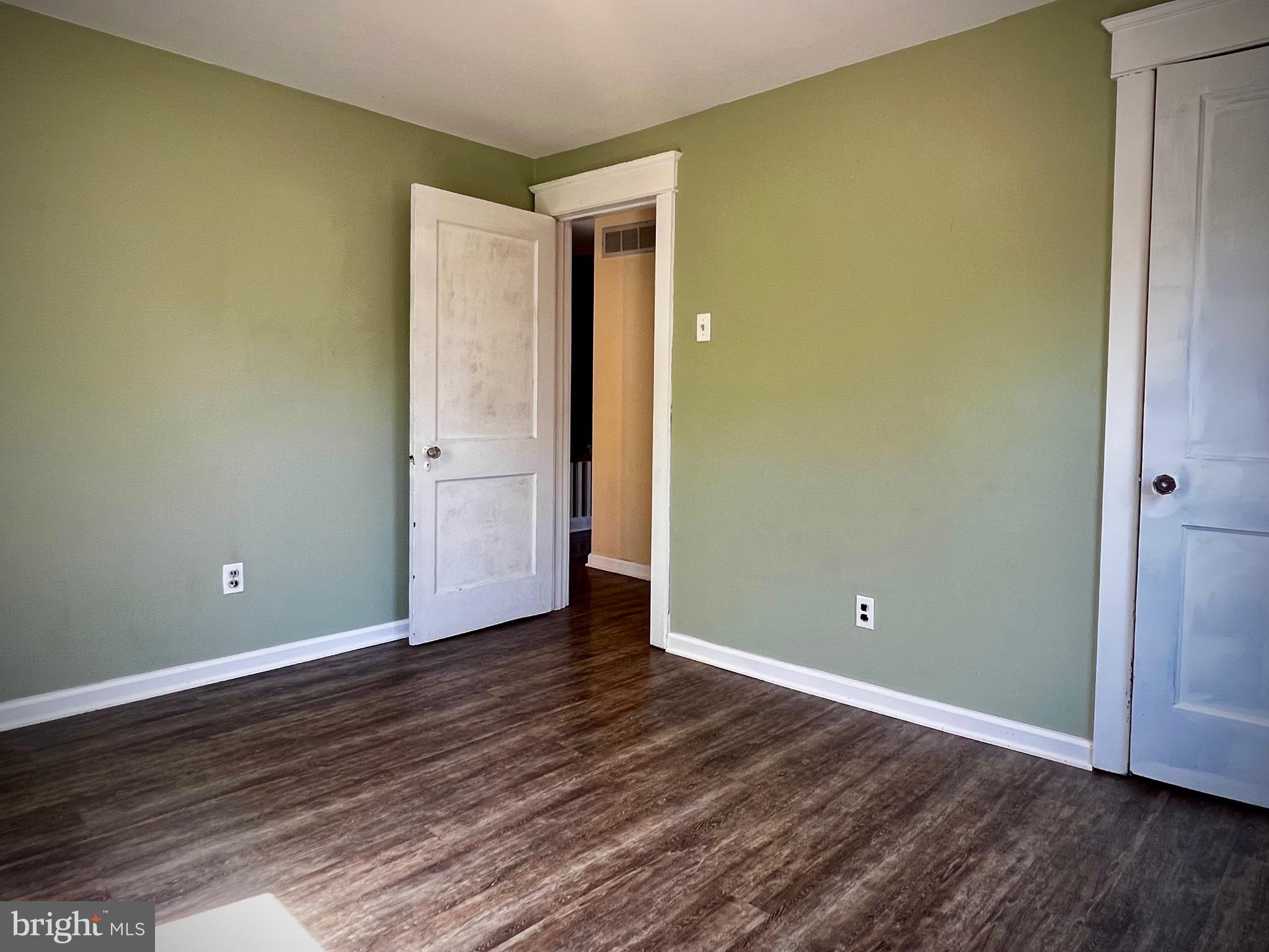 NEW FOREST - Residential